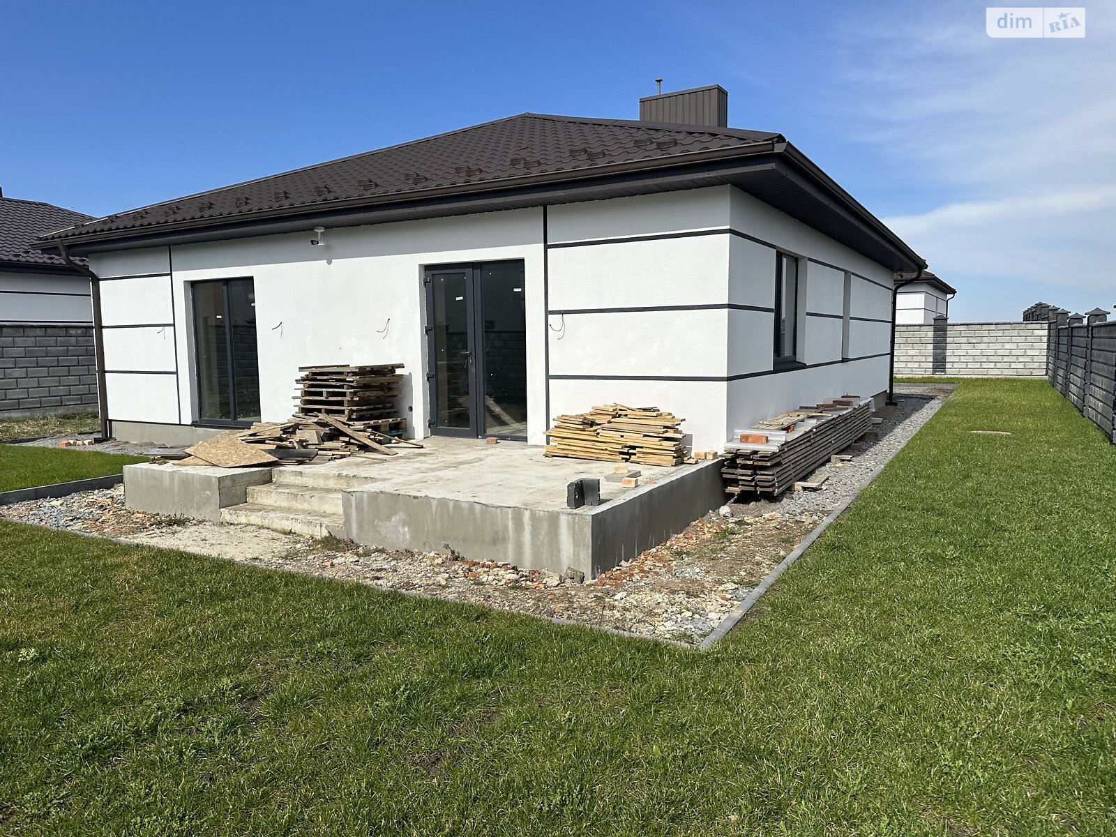 одноповерховий будинок, 100 кв. м, цегла. Продаж у Білій Криниці фото 1 одноповерховий будинок, 100 кв. м, цегла. Продаж у Білій Криниці фото 1
