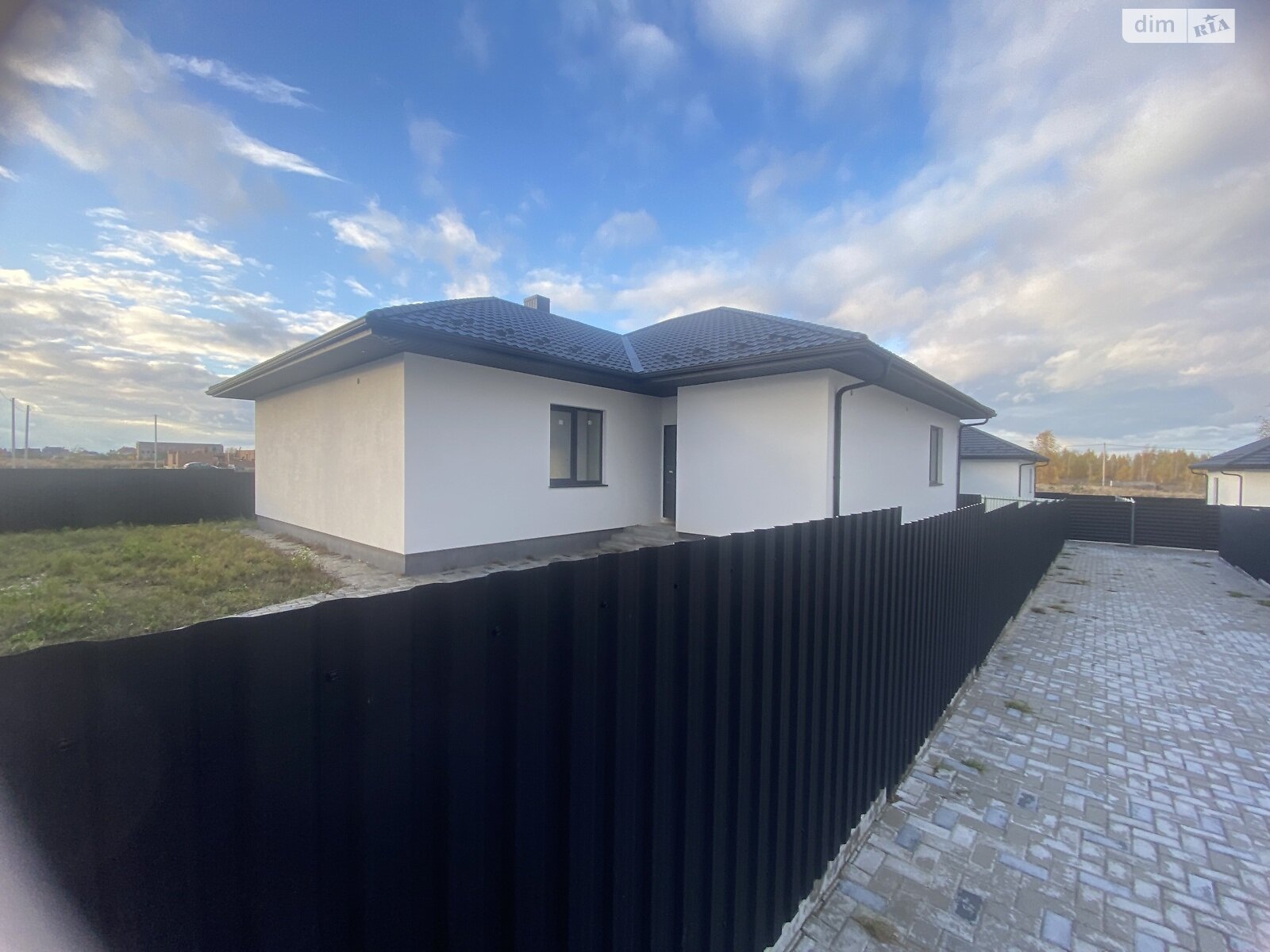 одноповерховий будинок, 135 кв. м, кирпич. Продаж у Білій Криниці фото 1 одноповерховий будинок, 135 кв. м, кирпич. Продаж у Білій Криниці фото 1