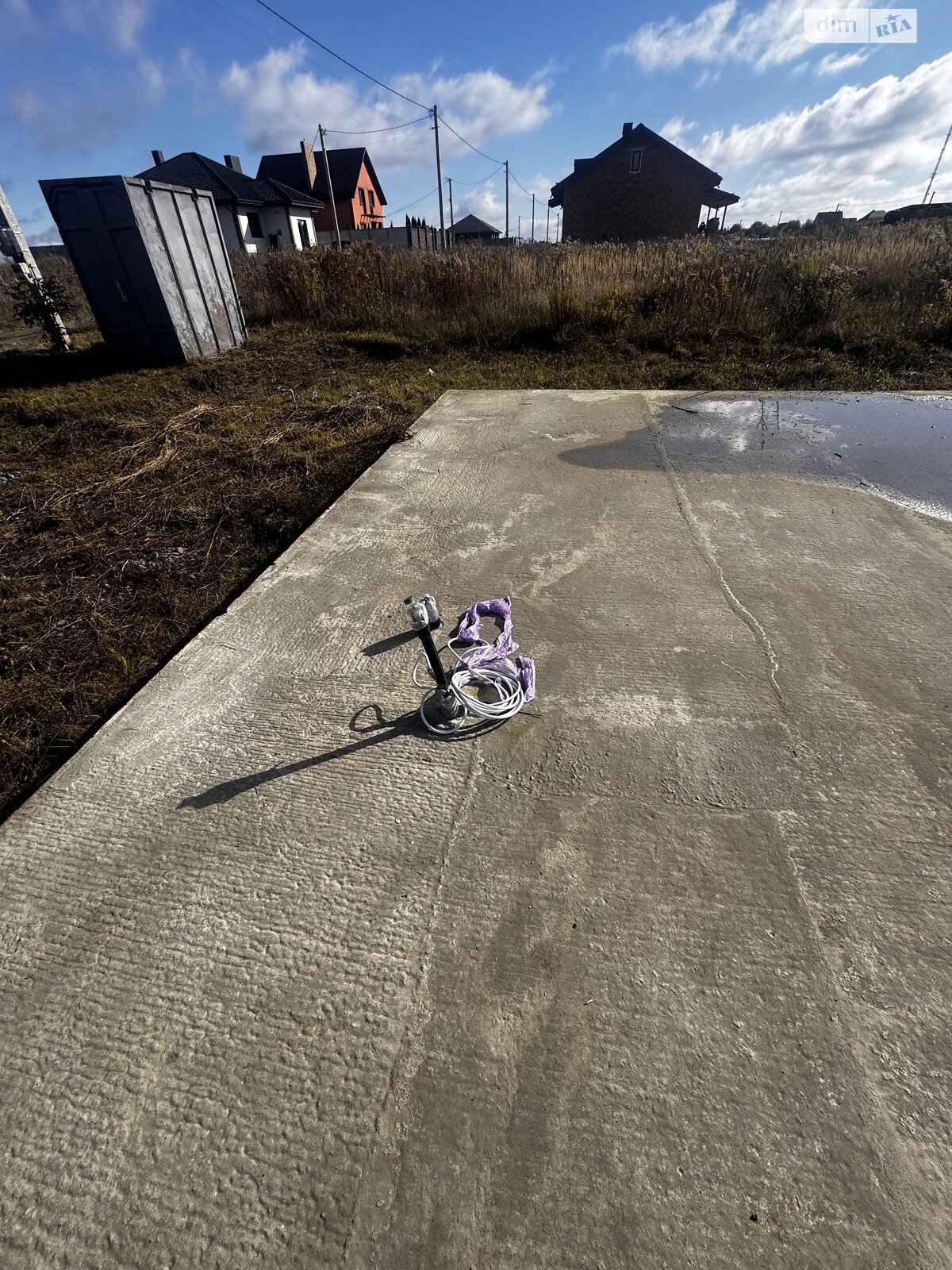 одноэтажный дом с гаражом, 120 кв. м, кирпич. Продажа в Белой Кринице фото 1