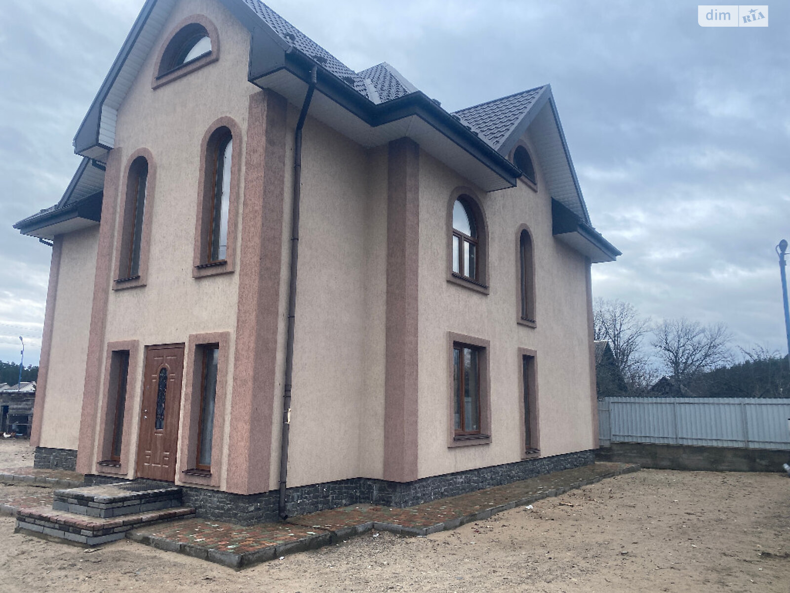 двоповерховий будинок з опаленням, 230 кв. м, кирпич. Продаж у Білій Криниці фото 1