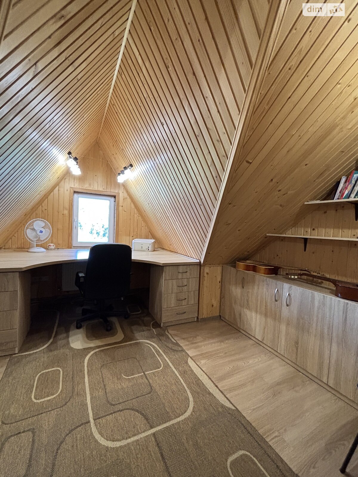 трехэтажный дом с гаражом, 267.8 кв. м, кирпич. Продажа в Белой Кринице фото 1 трехэтажный дом с гаражом, 267.8 кв. м, кирпич. Продажа в Белой Кринице фото 1