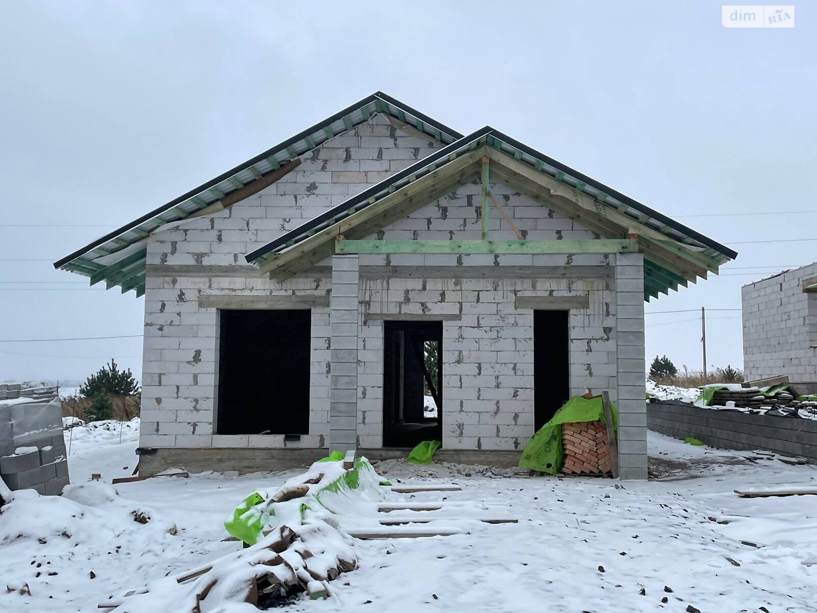 одноповерховий будинок з мансардою, 100 кв. м, піноблок. Продаж у Білій Криниці фото 1 одноповерховий будинок з мансардою, 100 кв. м, піноблок. Продаж у Білій Криниці фото 1