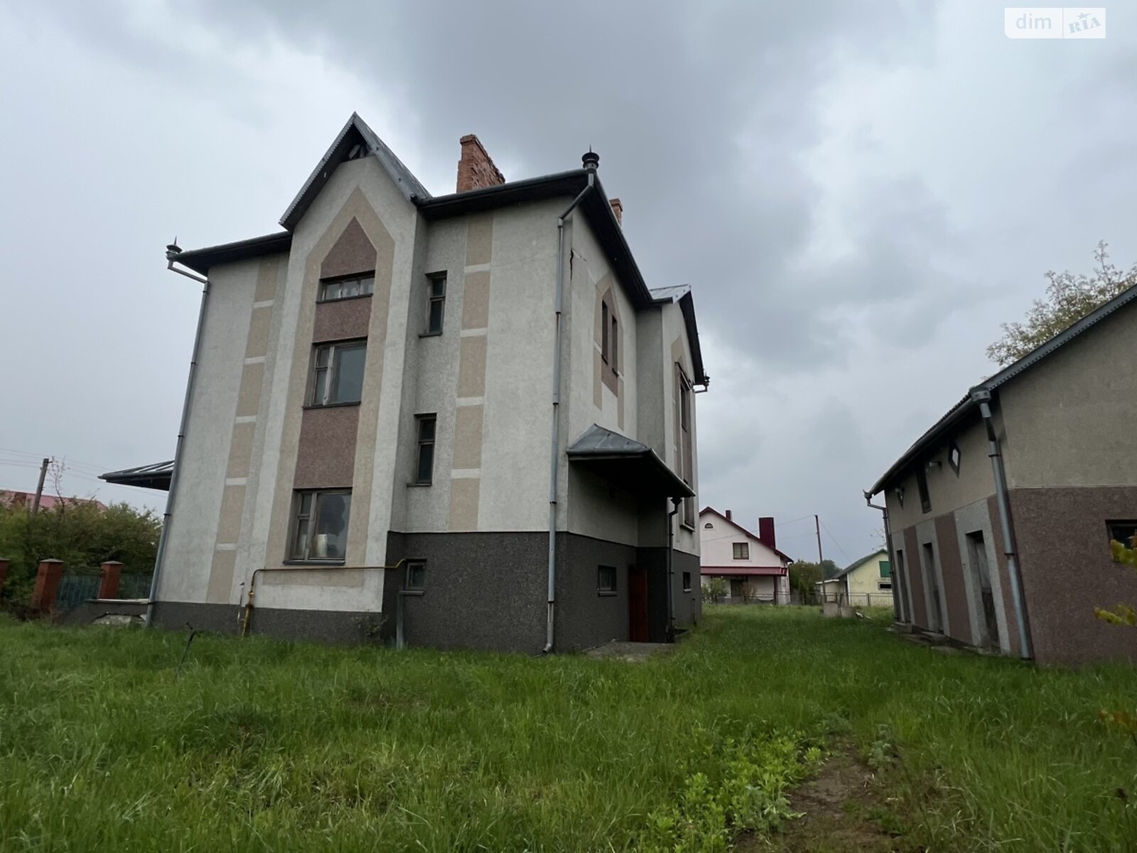двухэтажный дом, 311.4 кв. м, кирпич. Продажа в Белой Кринице фото 1 двухэтажный дом, 311.4 кв. м, кирпич. Продажа в Белой Кринице фото 1