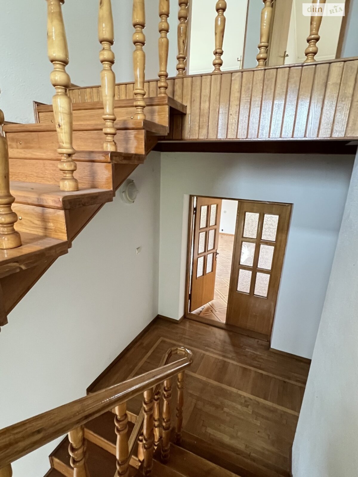 двухэтажный дом, 311.4 кв. м, кирпич. Продажа в Белой Кринице фото 1 двухэтажный дом, 311.4 кв. м, кирпич. Продажа в Белой Кринице фото 1