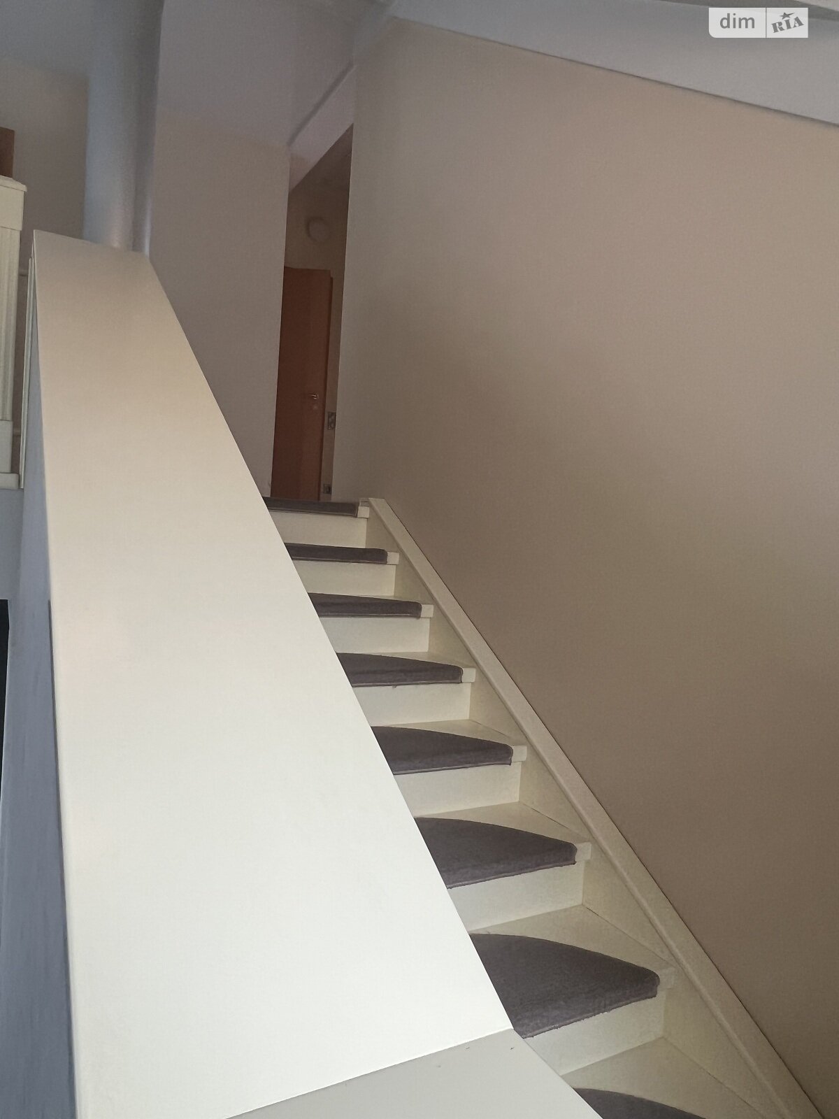 двоповерховий будинок з гаражем, 350 кв. м, кирпич. Продаж в Білій Церкві, район ДНС фото 1 двоповерховий будинок з гаражем, 350 кв. м, кирпич. Продаж в Білій Церкві, район ДНС фото 1