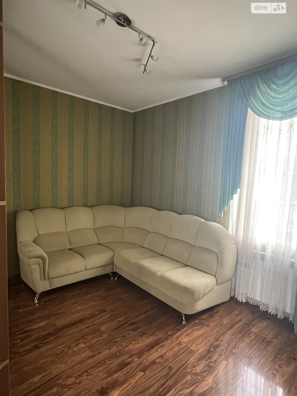 двоповерховий будинок з гаражем, 350 кв. м, кирпич. Продаж в Білій Церкві, район ДНС фото 1 двоповерховий будинок з гаражем, 350 кв. м, кирпич. Продаж в Білій Церкві, район ДНС фото 1