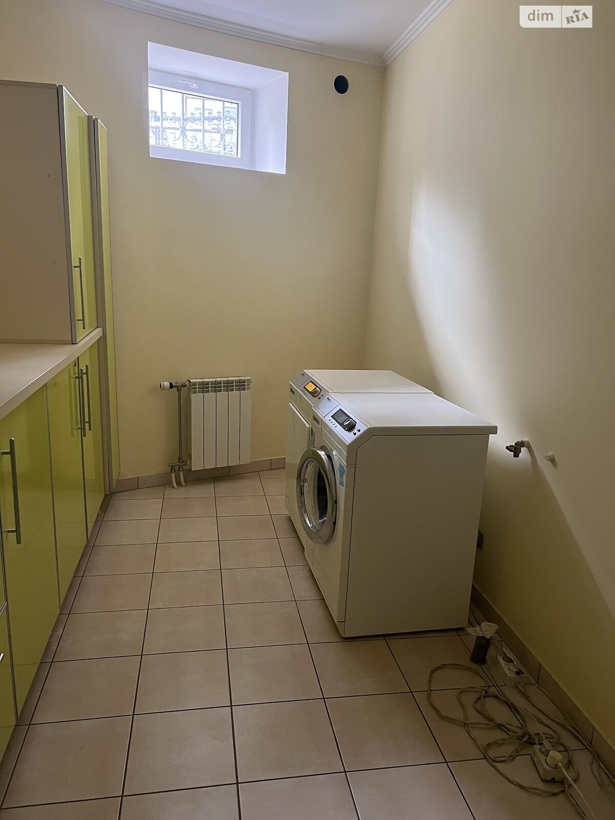 двоповерховий будинок з гаражем, 350 кв. м, кирпич. Продаж в Білій Церкві, район ДНС фото 1 двоповерховий будинок з гаражем, 350 кв. м, кирпич. Продаж в Білій Церкві, район ДНС фото 1