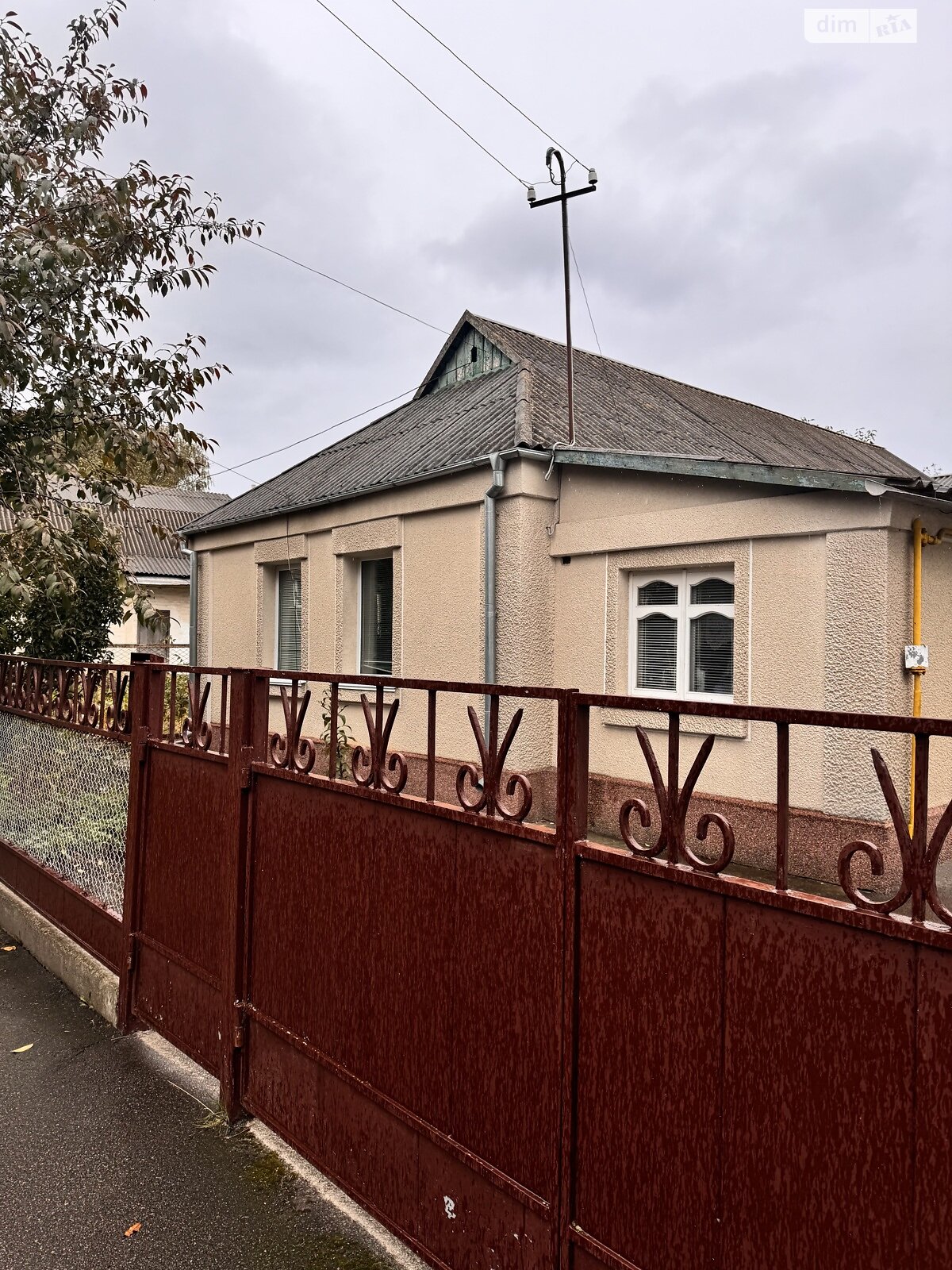 одноэтажный дом с гаражом, 94.4 кв. м, ракушечник (ракушняк). Продажа в Белой Церкви район Ж-д посёлок фото 1 одноэтажный дом с гаражом, 94.4 кв. м, ракушечник (ракушняк). Продажа в Белой Церкви район Ж-д посёлок фото 1