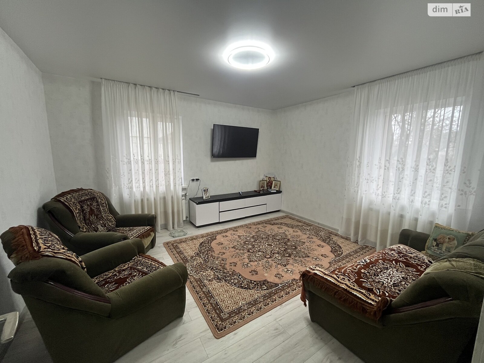 одноэтажный дом, 128 кв. м, кирпич. Продажа в Белой Церкви фото 1 одноэтажный дом, 128 кв. м, кирпич. Продажа в Белой Церкви фото 1