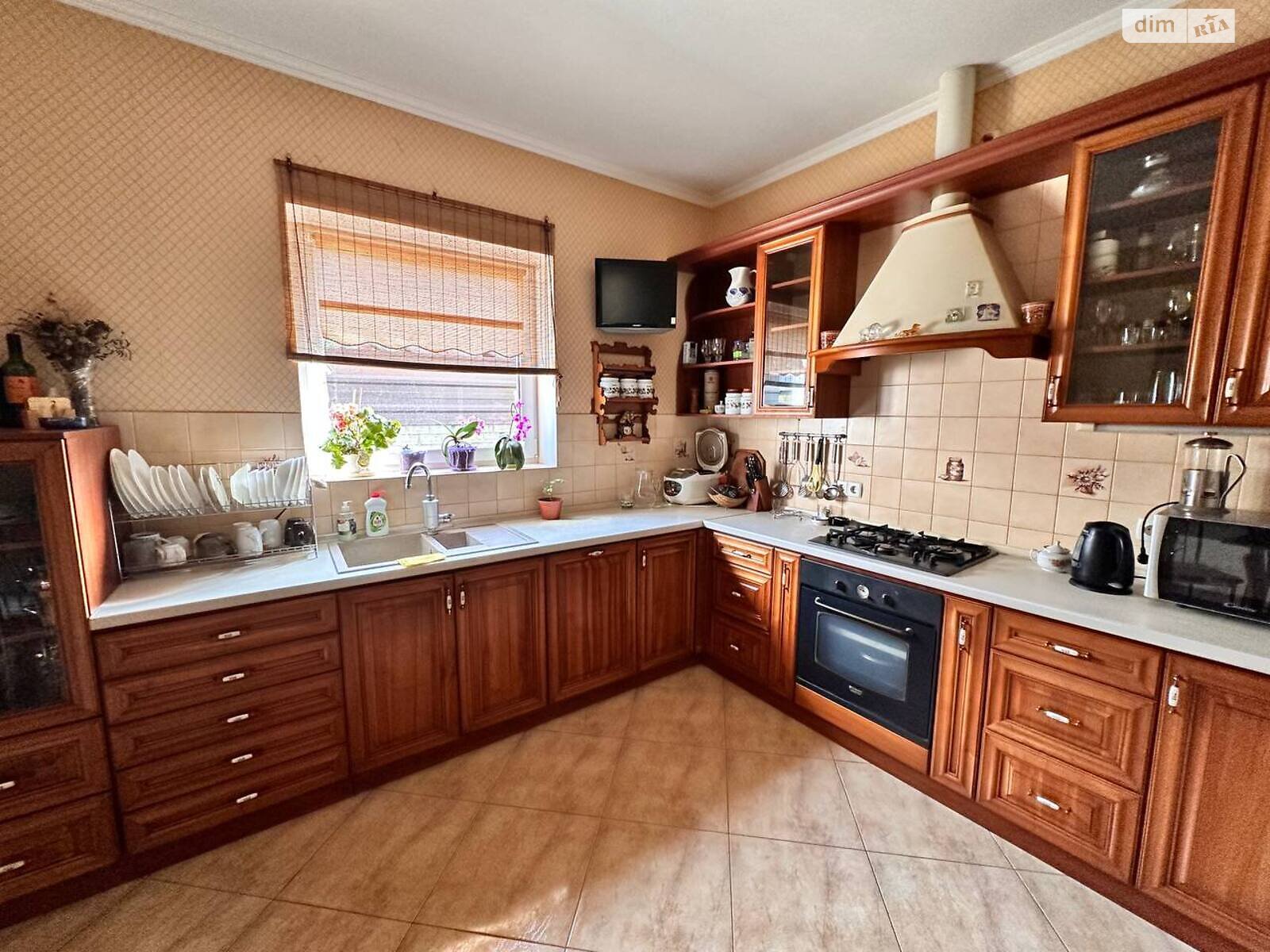 двухэтажный дом с отоплением, 278.1 кв. м, кирпич. Продажа в Белой Церкви район Центр фото 1