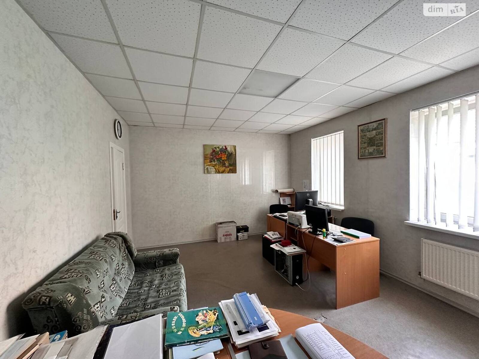 двухэтажный дом с отоплением, 278.1 кв. м, кирпич. Продажа в Белой Церкви район Центр фото 1