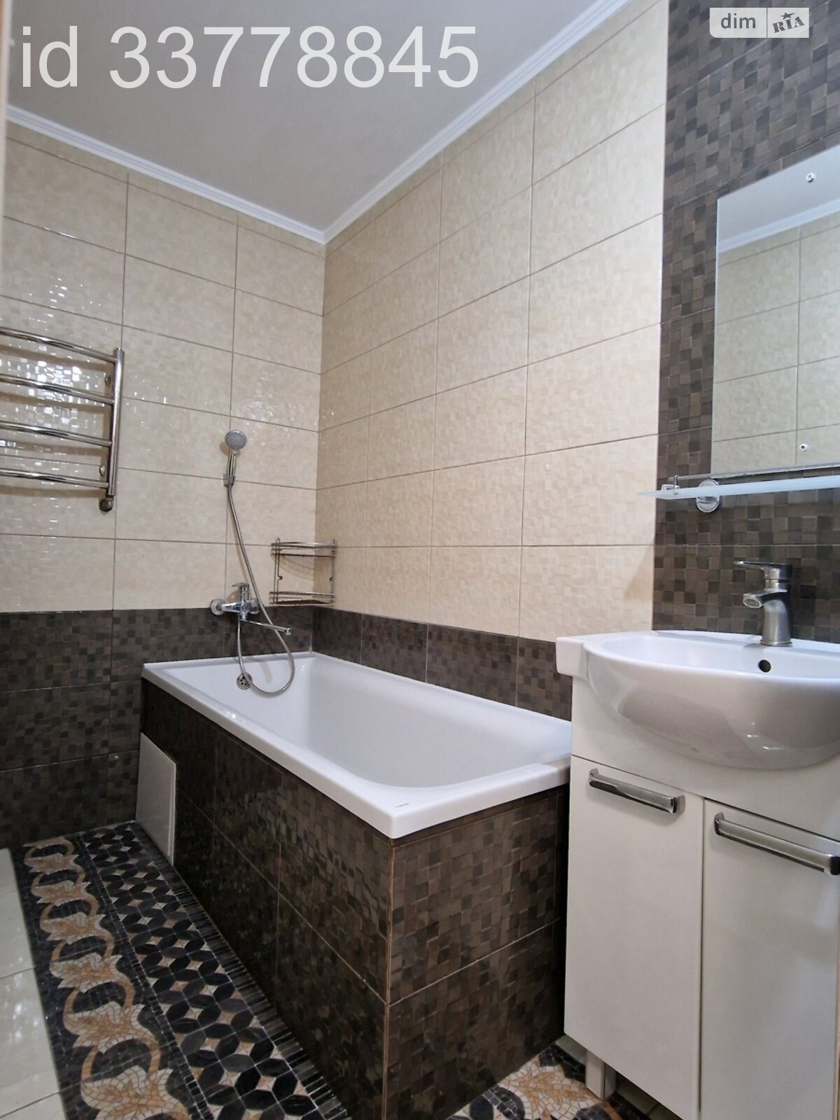 двухэтажный дом с отоплением, 90 кв. м, кирпич. Продажа в Белой Церкви район Центр фото 1