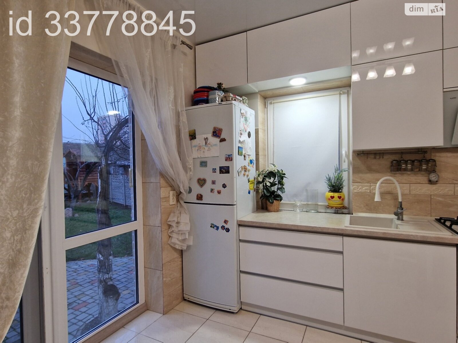 двухэтажный дом с отоплением, 90 кв. м, кирпич. Продажа в Белой Церкви район Центр фото 1