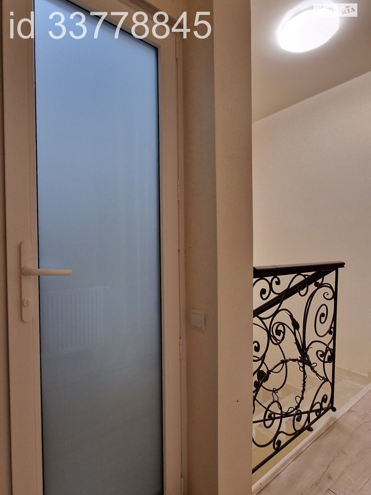 двухэтажный дом с отоплением, 90 кв. м, кирпич. Продажа в Белой Церкви район Центр фото 1