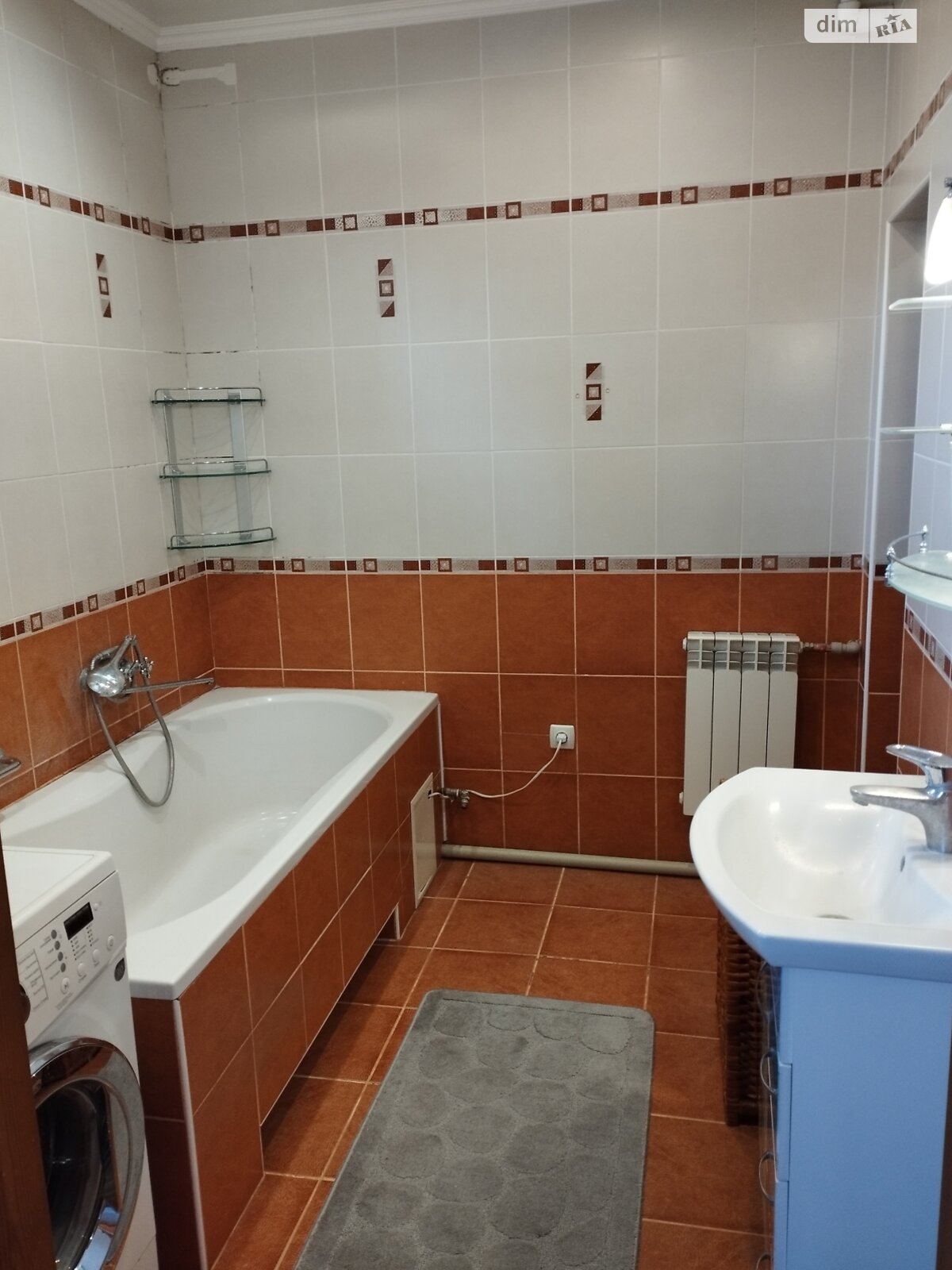 одноэтажный дом с гаражом, 92.6 кв. м, кирпич. Продажа в Белецковке фото 1 одноэтажный дом с гаражом, 92.6 кв. м, кирпич. Продажа в Белецковке фото 1