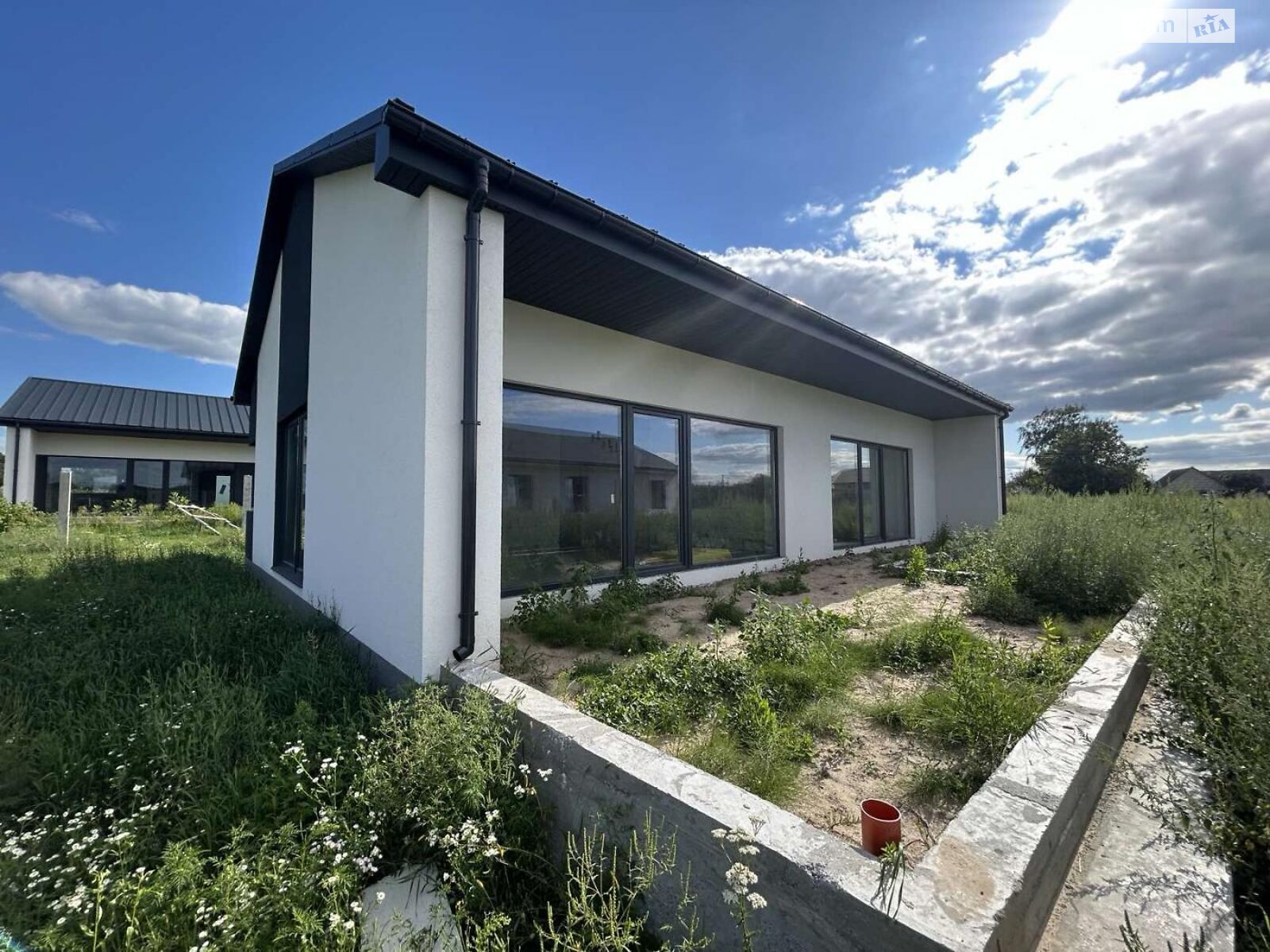 одноэтажный дом, 120 кв. м, газобетон. Продажа в Белогородке фото 1