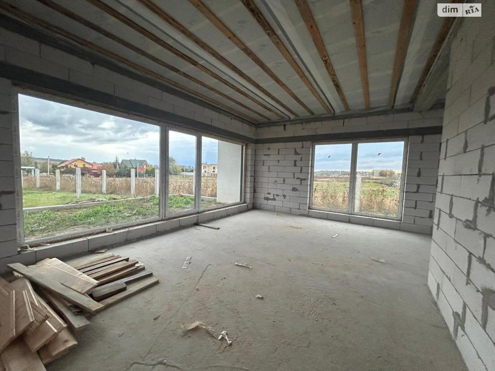 одноэтажный дом, 120 кв. м, газобетон. Продажа в Белогородке фото 1