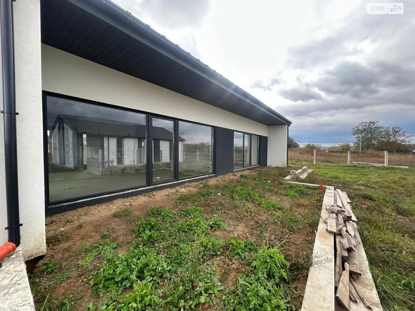 одноэтажный дом, 120 кв. м, газобетон. Продажа в Белогородке фото 1