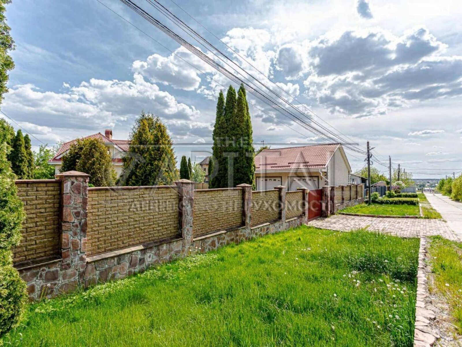 двухэтажный дом с отоплением, 231.1 кв. м, кирпич. Продажа в Шевченково фото 1 двухэтажный дом с отоплением, 231.1 кв. м, кирпич. Продажа в Шевченково фото 1