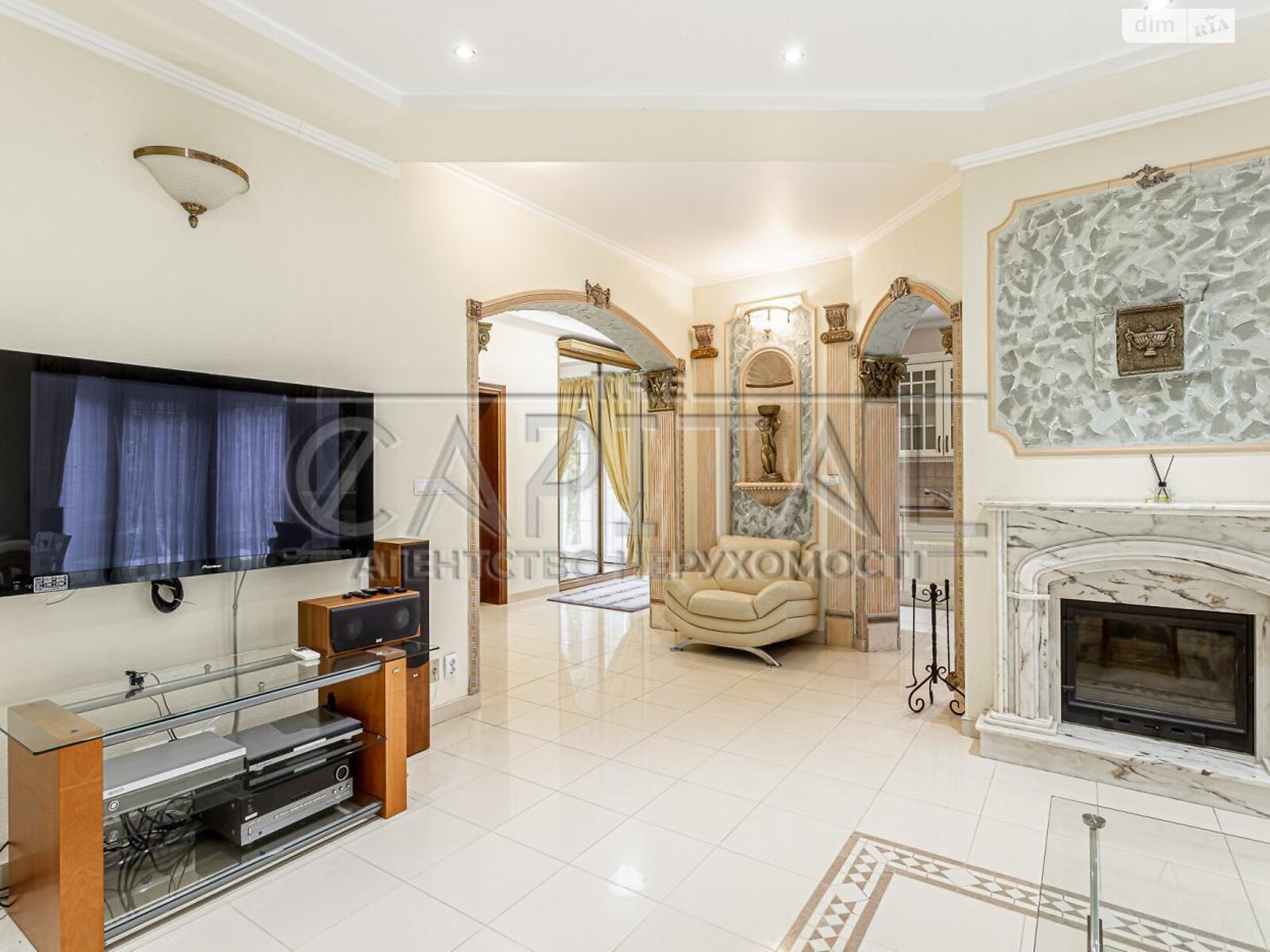 двоповерховий будинок з гаражем, 231.1 кв. м, цегла. Продаж у Білогородці фото 1 двоповерховий будинок з гаражем, 231.1 кв. м, цегла. Продаж у Білогородці фото 1
