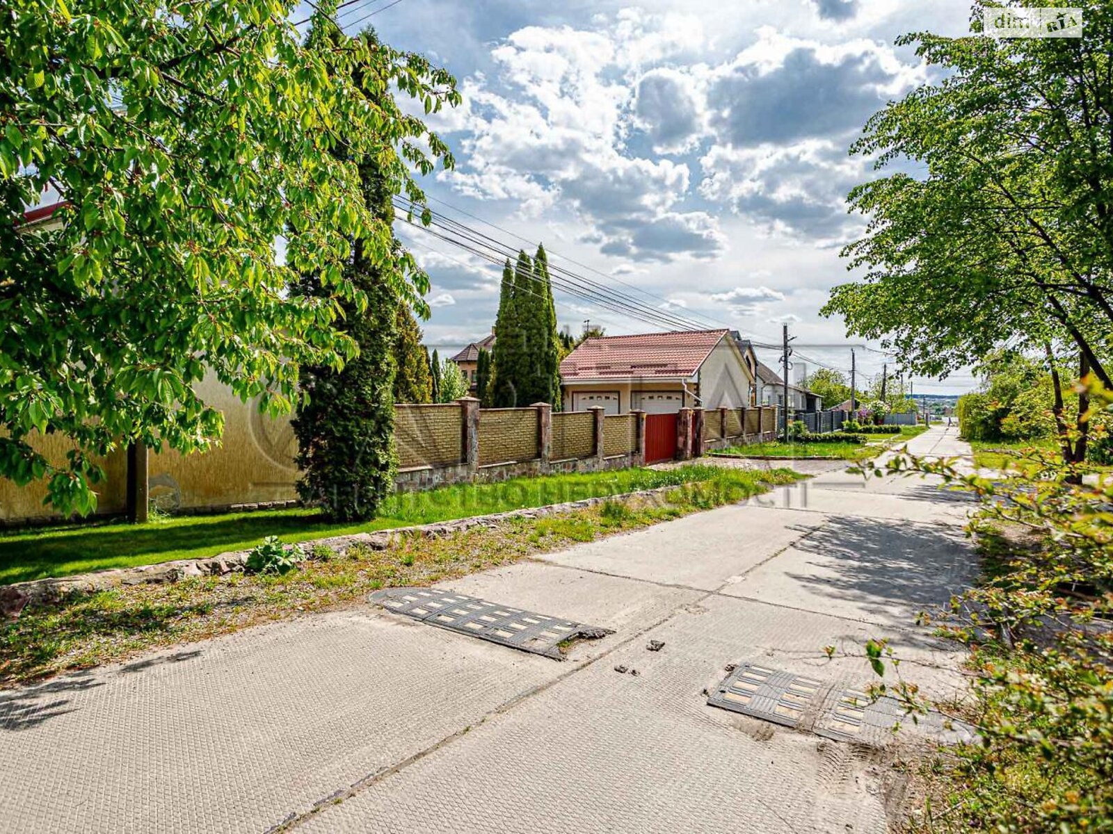 двоповерховий будинок з гаражем, 231.1 кв. м, цегла. Продаж у Білогородці фото 1