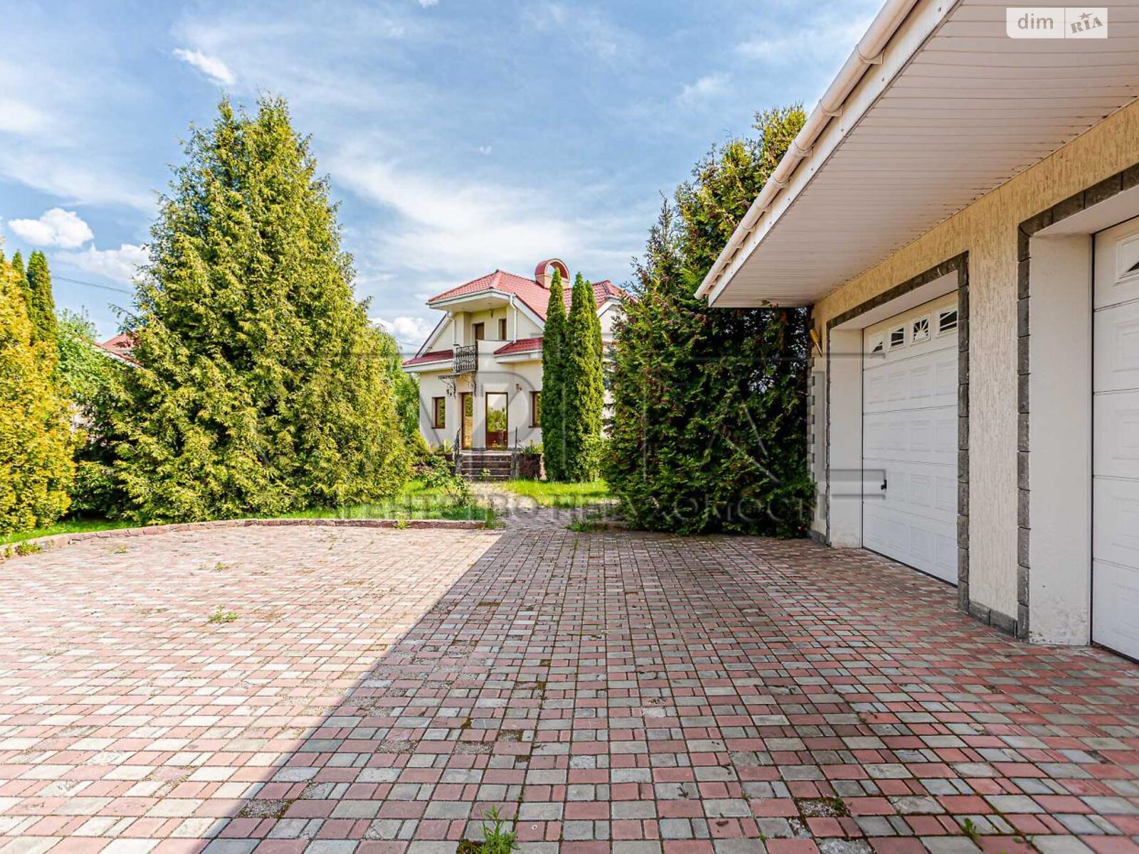 двухэтажный дом с верандой, 231.1 кв. м, кирпич. Продажа в Белогородке фото 1 двухэтажный дом с верандой, 231.1 кв. м, кирпич. Продажа в Белогородке фото 1