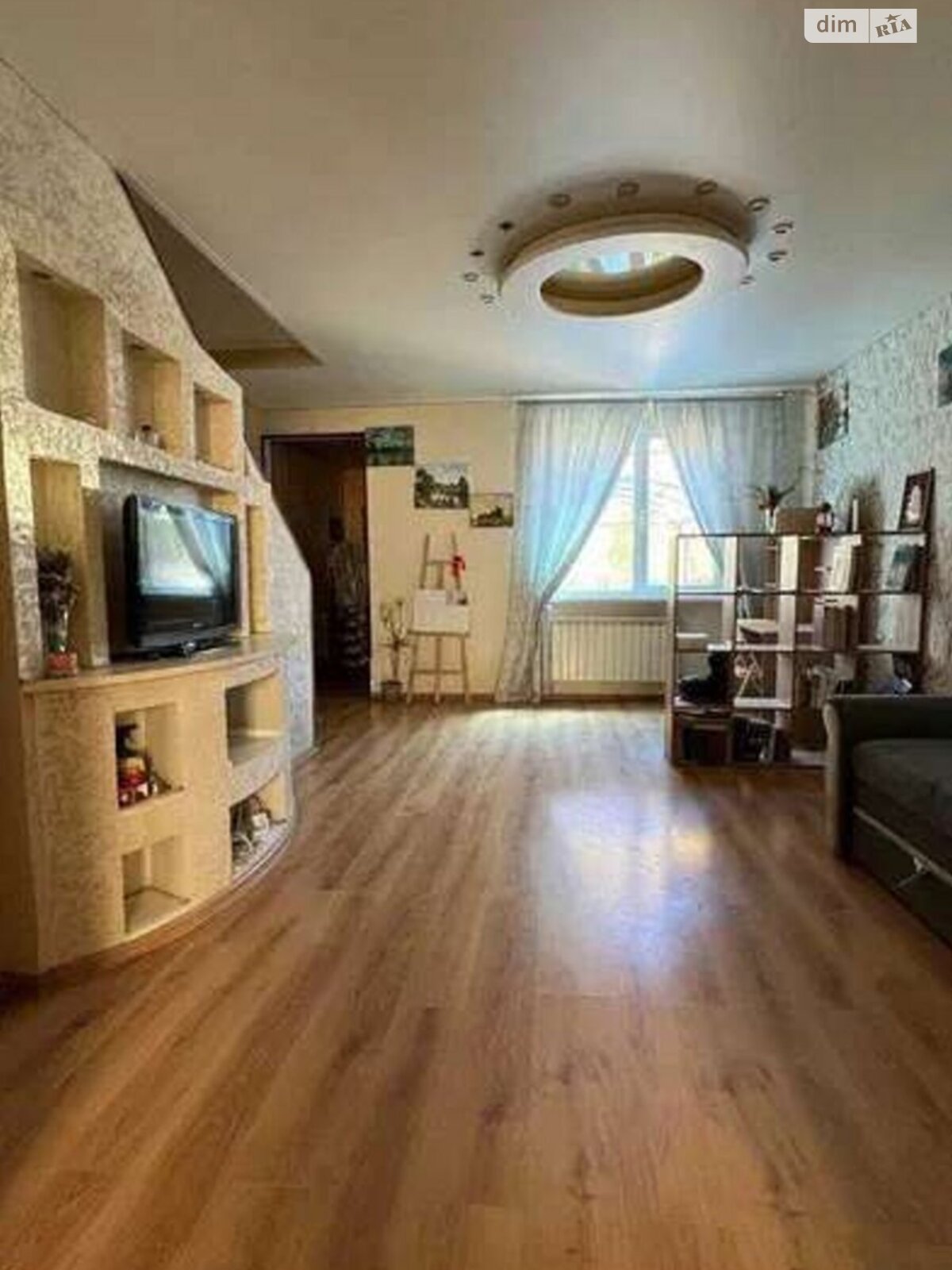 триповерховий будинок, 100 кв. м, цегла. Продаж у Білогородці фото 1 триповерховий будинок, 100 кв. м, цегла. Продаж у Білогородці фото 1