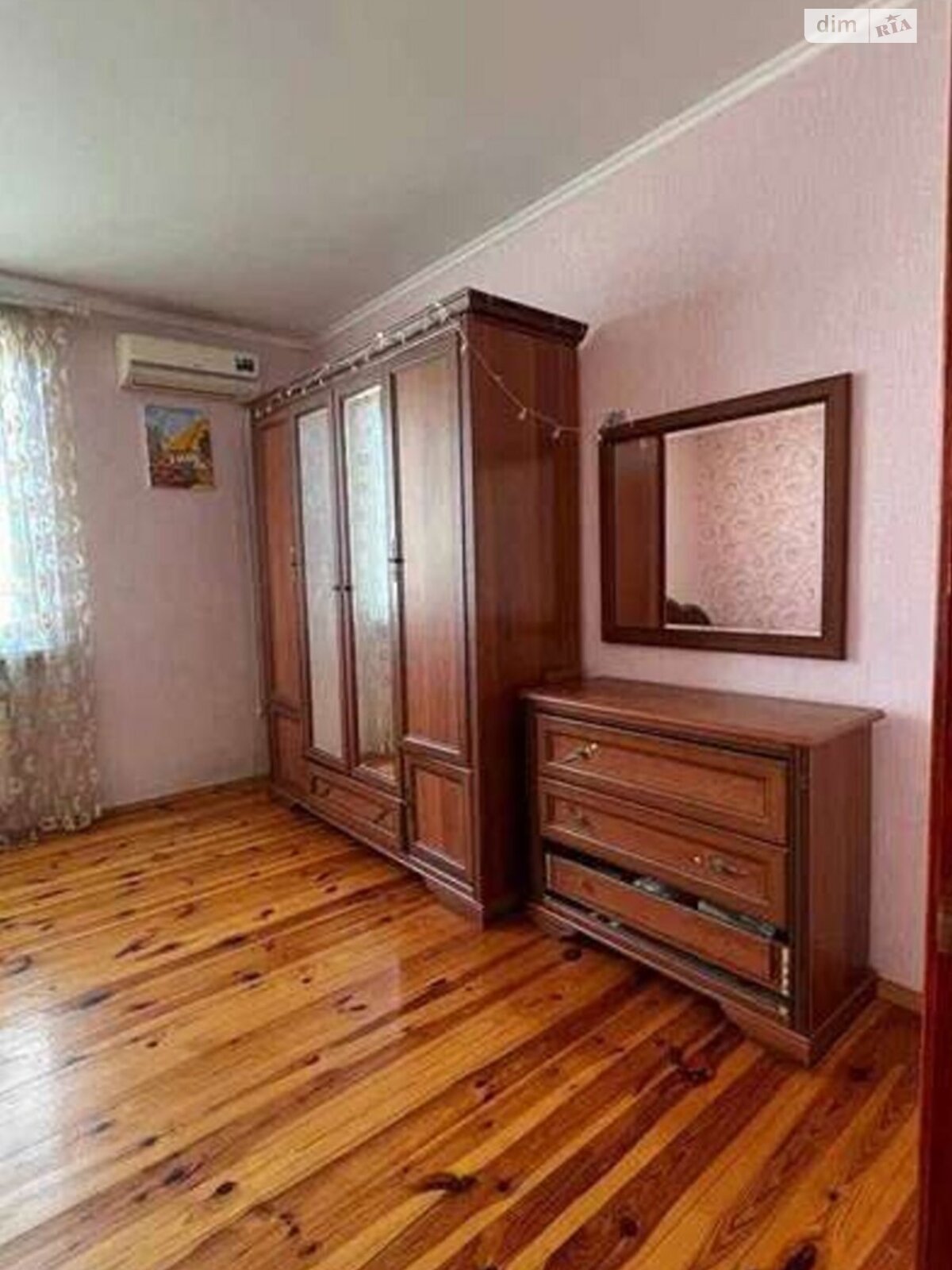 триповерховий будинок, 100 кв. м, цегла. Продаж у Білогородці фото 1 триповерховий будинок, 100 кв. м, цегла. Продаж у Білогородці фото 1