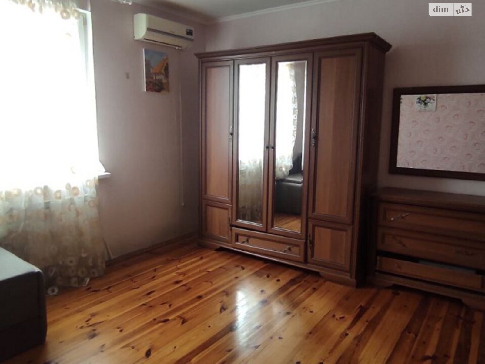 триповерховий будинок, 100 кв. м, цегла. Продаж у Білогородці фото 1 триповерховий будинок, 100 кв. м, цегла. Продаж у Білогородці фото 1