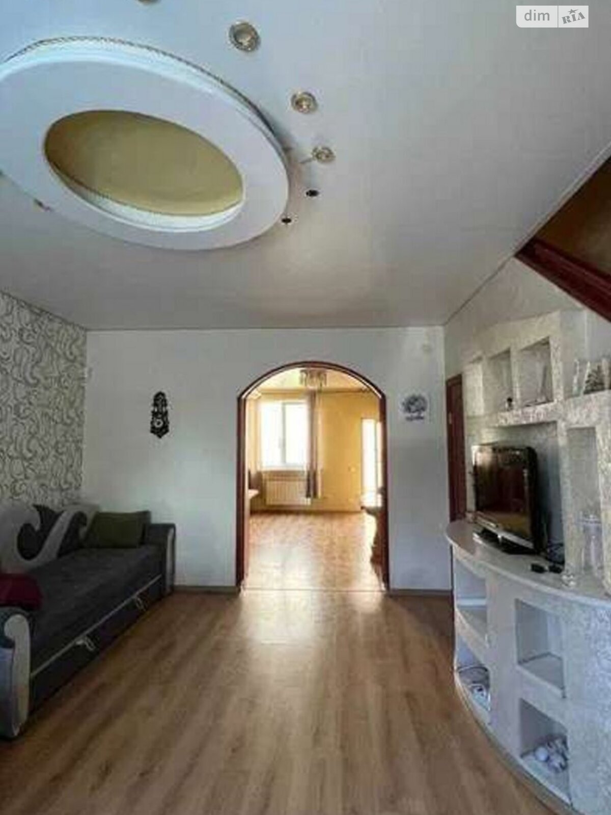 триповерховий будинок, 100 кв. м, цегла. Продаж у Білогородці фото 1 триповерховий будинок, 100 кв. м, цегла. Продаж у Білогородці фото 1