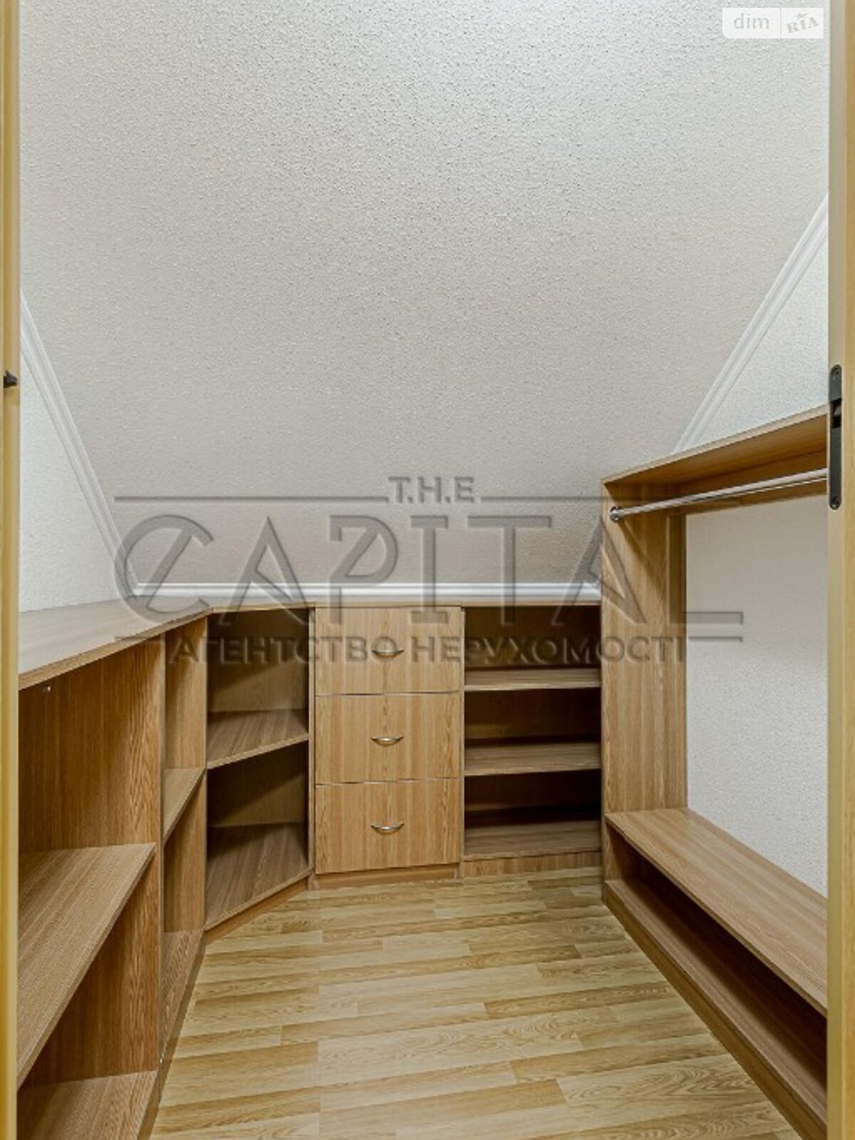 двоповерховий будинок з опаленням, 231.1 кв. м, цегла. Продаж у Білогородці фото 1 двоповерховий будинок з опаленням, 231.1 кв. м, цегла. Продаж у Білогородці фото 1