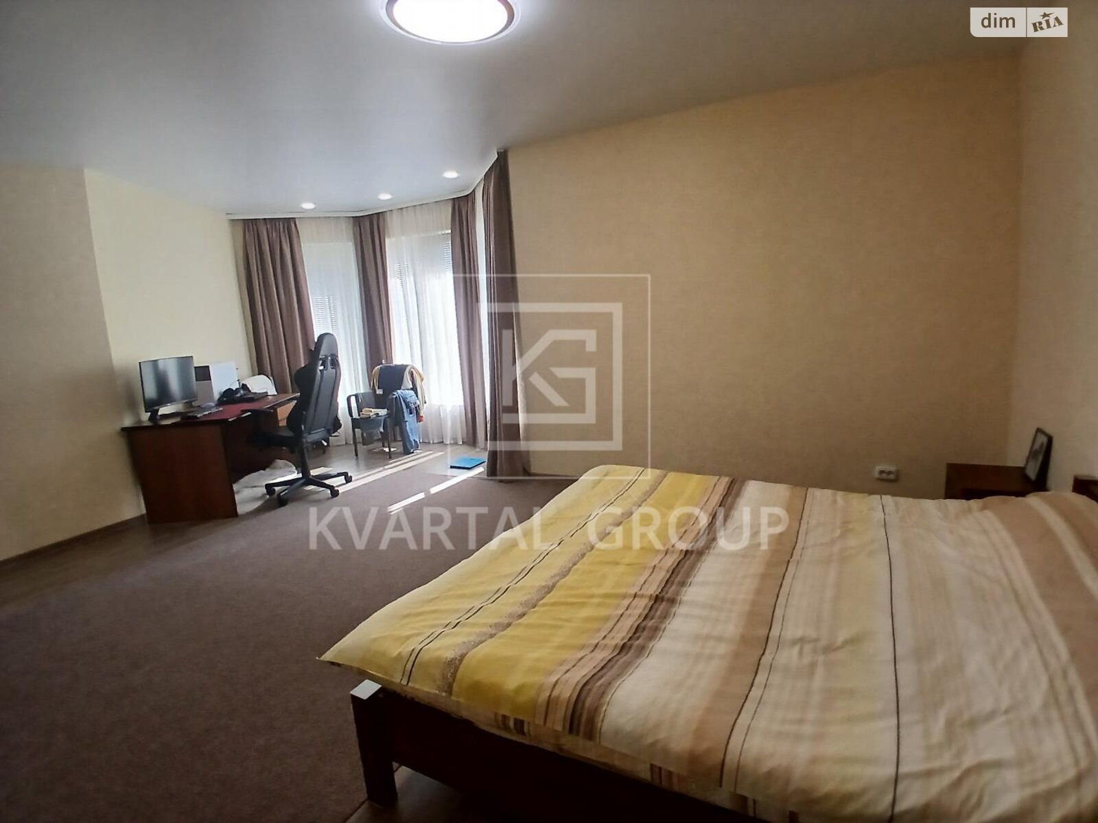 двухэтажный дом с верандой, 272 кв. м, кирпич. Продажа в Белогородке фото 1