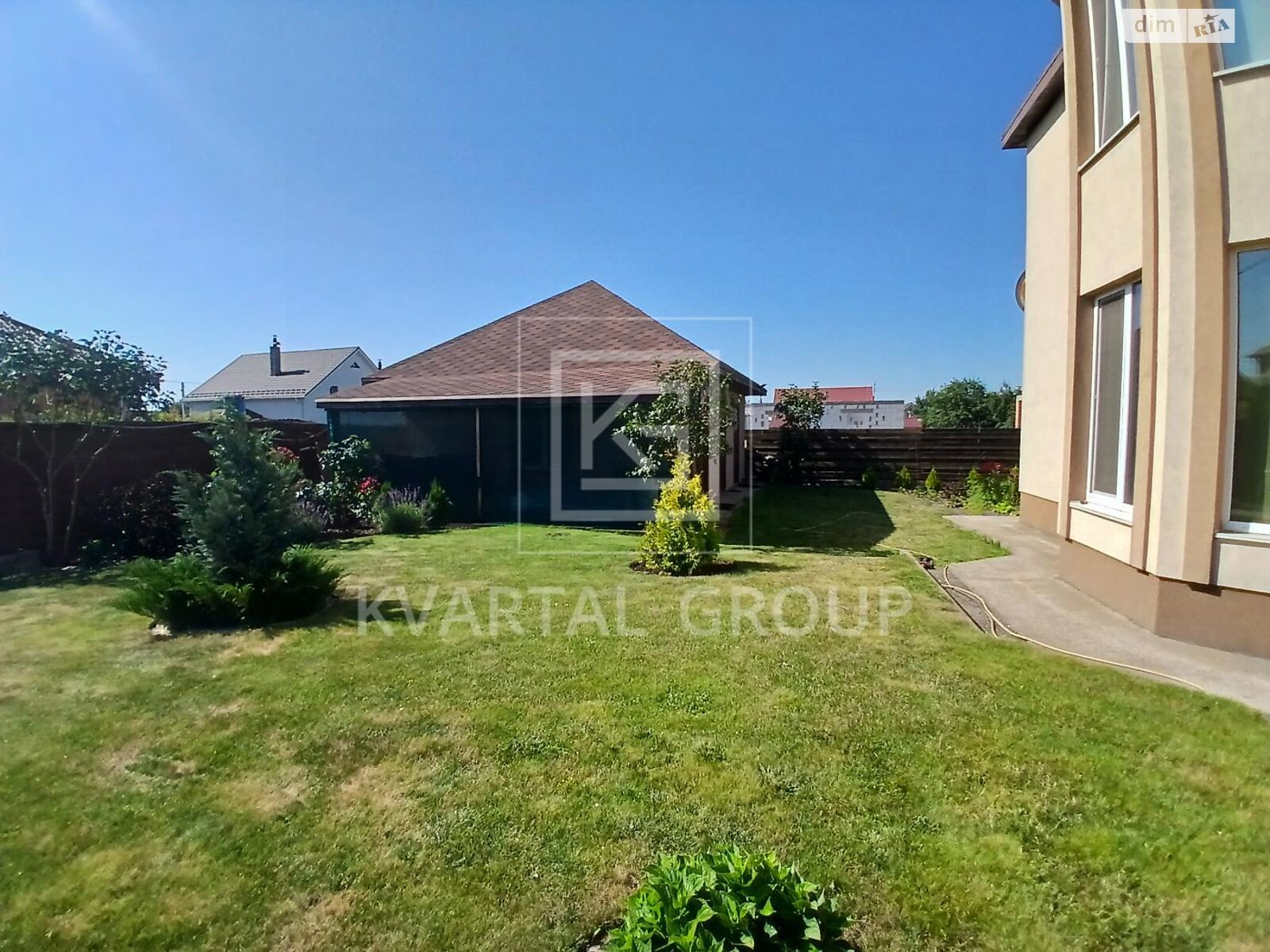 двухэтажный дом с верандой, 272 кв. м, кирпич. Продажа в Белогородке фото 1