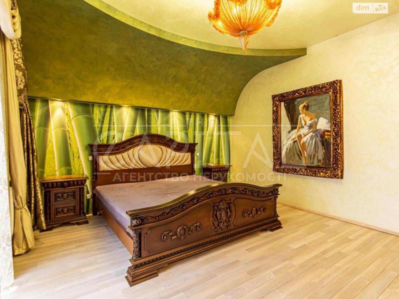 двухэтажный дом с балконом, 207.2 кв. м, кирпич. Продажа в Белогородке фото 1 двухэтажный дом с балконом, 207.2 кв. м, кирпич. Продажа в Белогородке фото 1