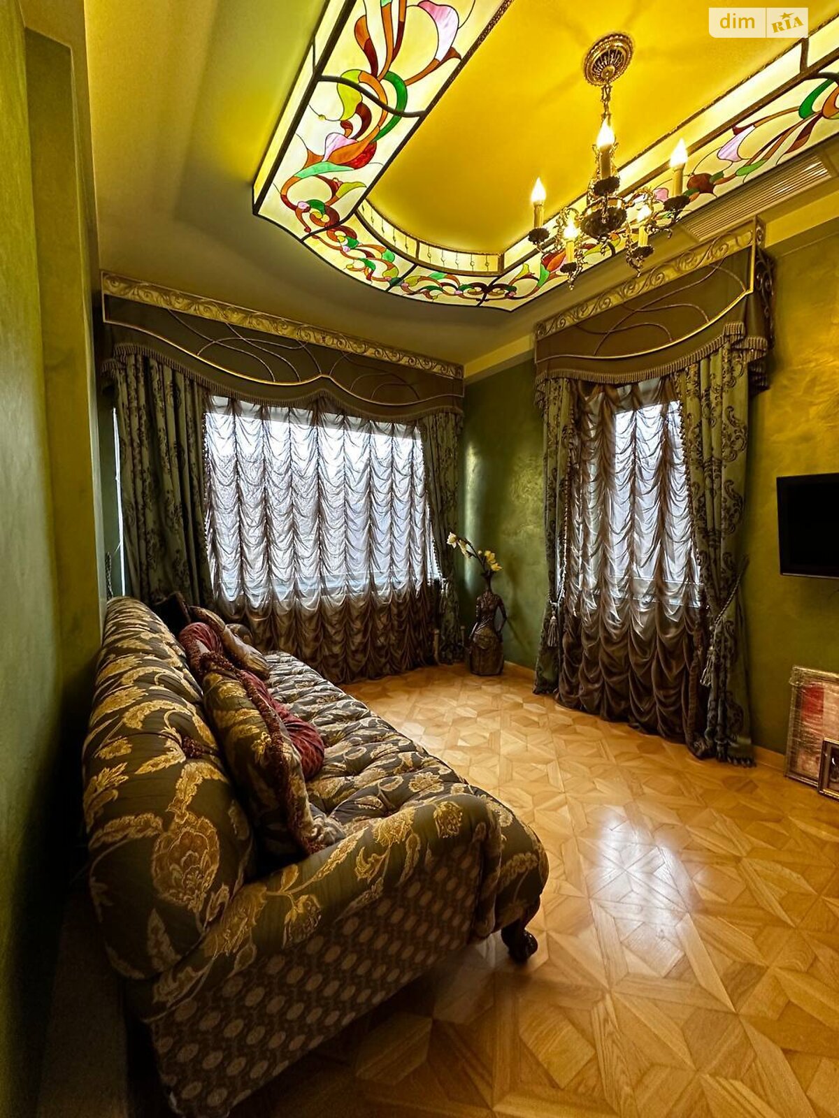 двоповерховий будинок з балконом, 207.2 кв. м, газобетон. Продаж у Білогородці фото 1 двоповерховий будинок з балконом, 207.2 кв. м, газобетон. Продаж у Білогородці фото 1