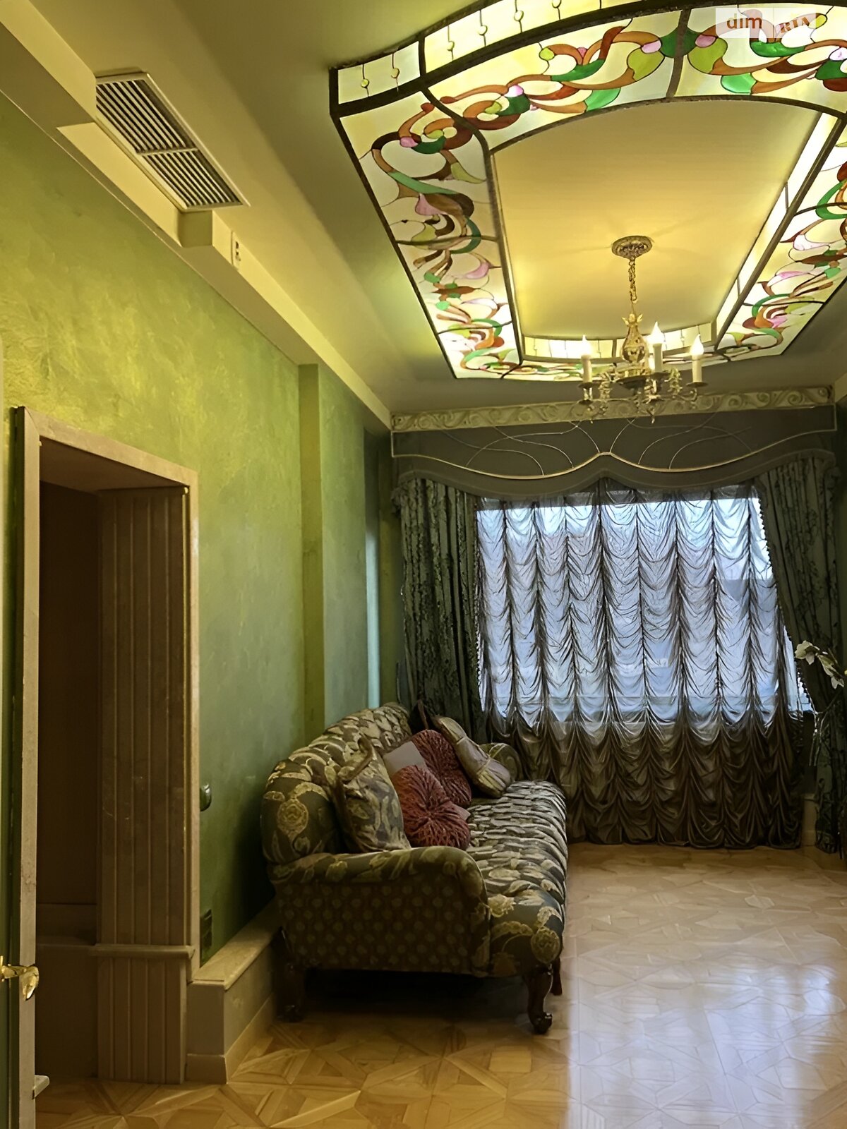 двухэтажный дом с балконом, 207.2 кв. м, кирпич. Продажа в Белогородке фото 1 двухэтажный дом с балконом, 207.2 кв. м, кирпич. Продажа в Белогородке фото 1