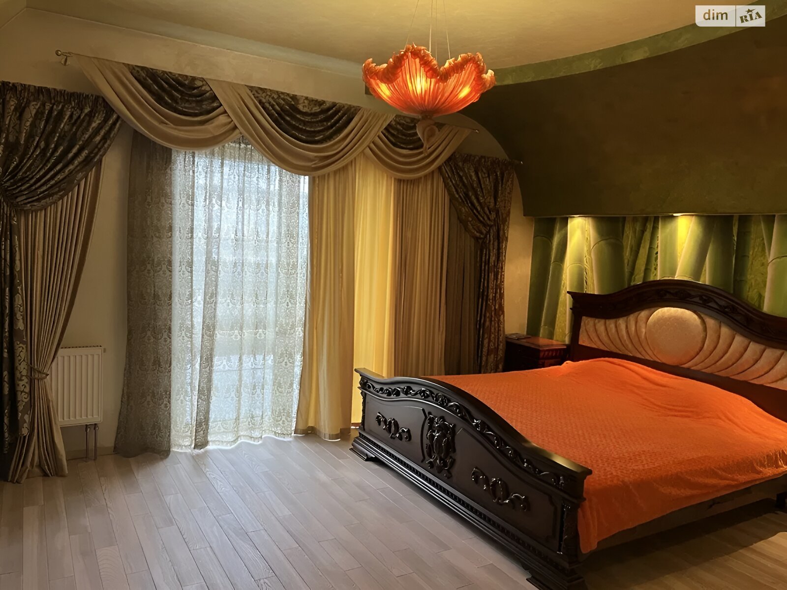 двухэтажный дом с балконом, 207.2 кв. м, кирпич. Продажа в Белогородке фото 1 двухэтажный дом с балконом, 207.2 кв. м, кирпич. Продажа в Белогородке фото 1