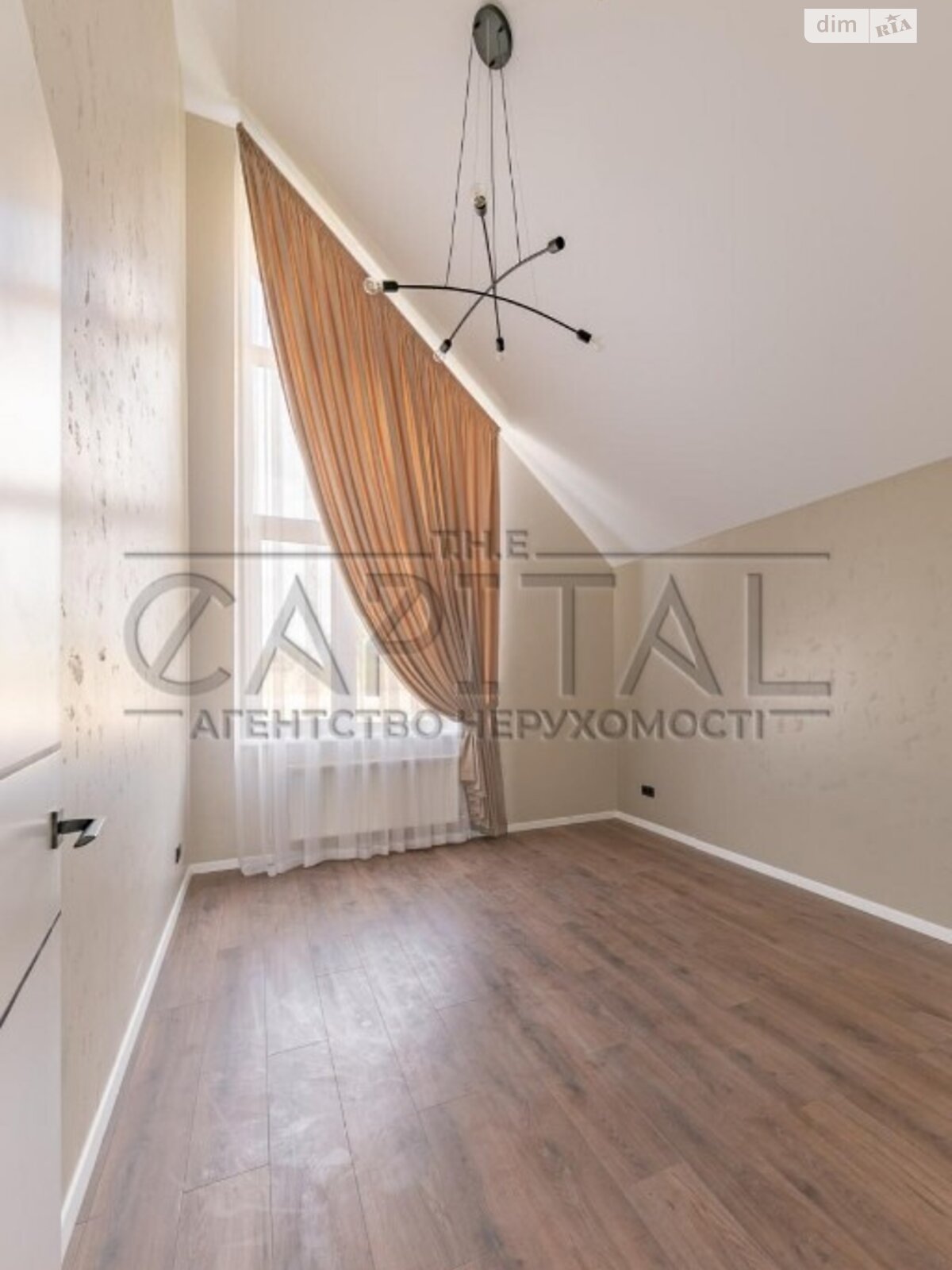 двухэтажный дом с отоплением, 150 кв. м, кирпич. Продажа в Белогородке фото 1 двухэтажный дом с отоплением, 150 кв. м, кирпич. Продажа в Белогородке фото 1
