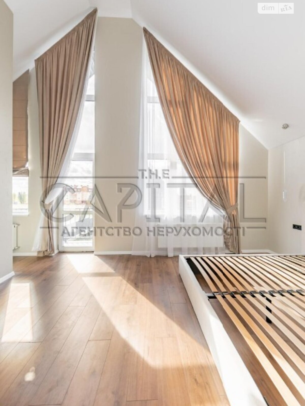 двухэтажный дом с отоплением, 150 кв. м, кирпич. Продажа в Белогородке фото 1 двухэтажный дом с отоплением, 150 кв. м, кирпич. Продажа в Белогородке фото 1