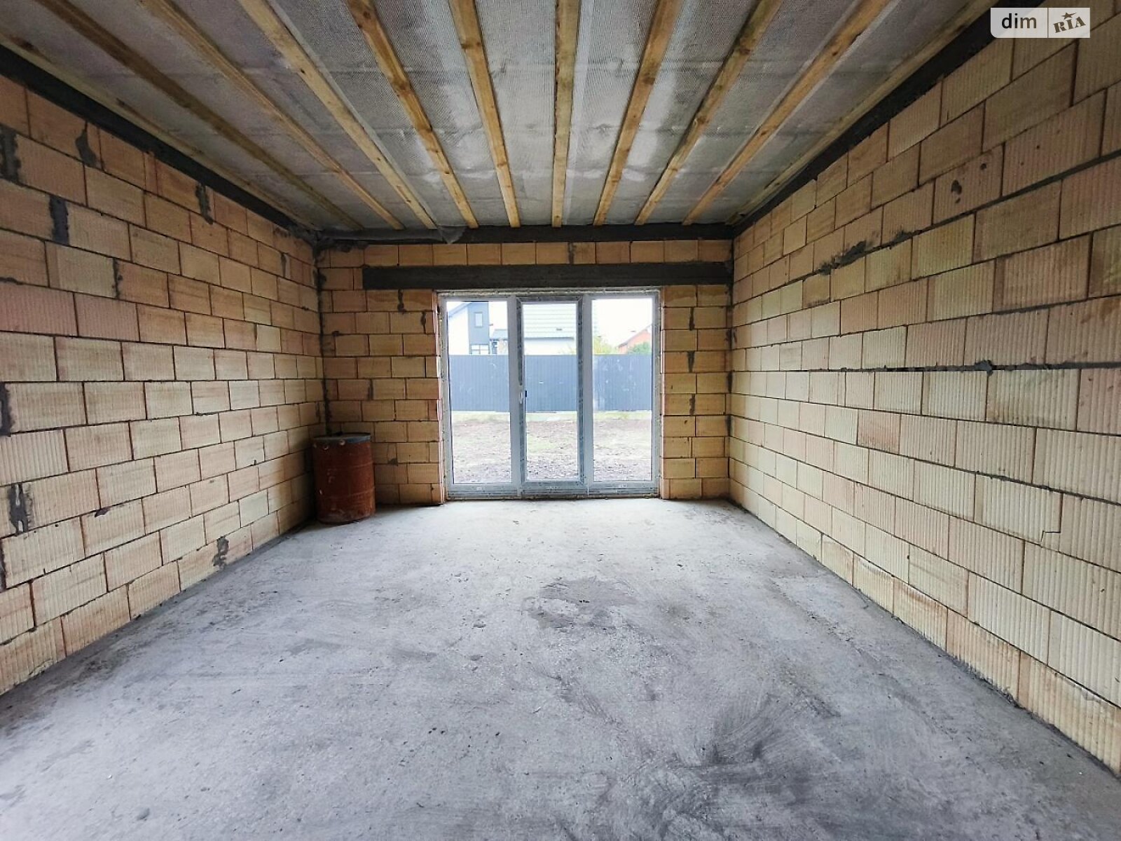 одноэтажный дом с отоплением, 100 кв. м, керамический блок. Продажа в Белогородке фото 1 одноэтажный дом с отоплением, 100 кв. м, керамический блок. Продажа в Белогородке фото 1