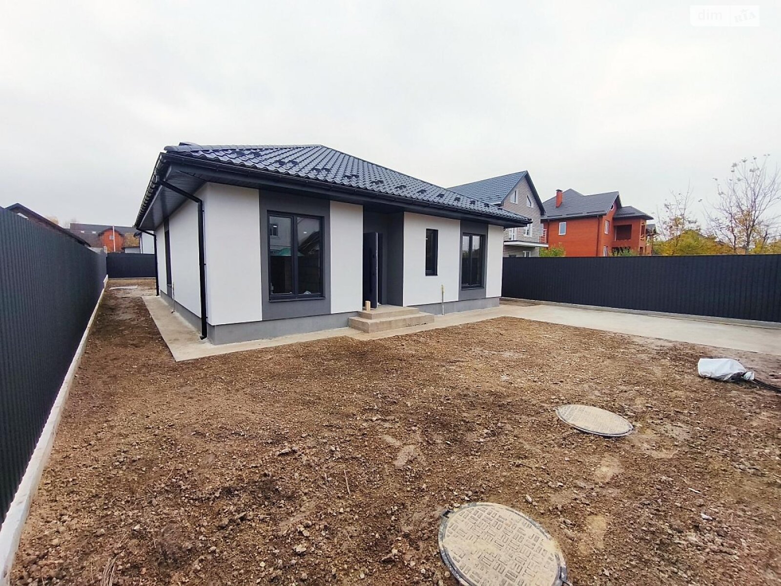 одноэтажный дом с отоплением, 100 кв. м, керамический блок. Продажа в Белогородке фото 1 одноэтажный дом с отоплением, 100 кв. м, керамический блок. Продажа в Белогородке фото 1