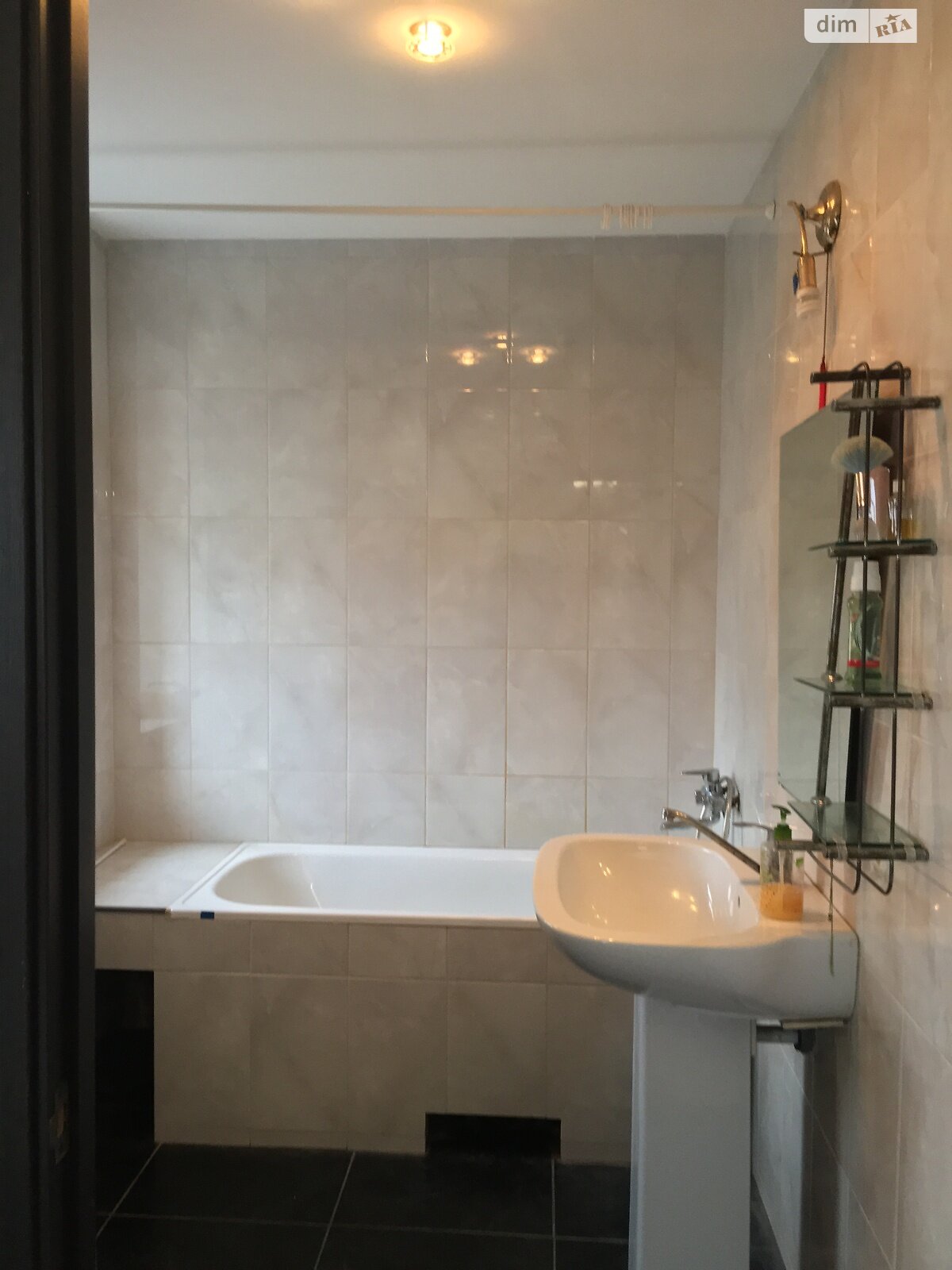 двоповерховий будинок з гаражем, 287.5 кв. м, цегла. Продаж у Білогородці фото 1 двоповерховий будинок з гаражем, 287.5 кв. м, цегла. Продаж у Білогородці фото 1