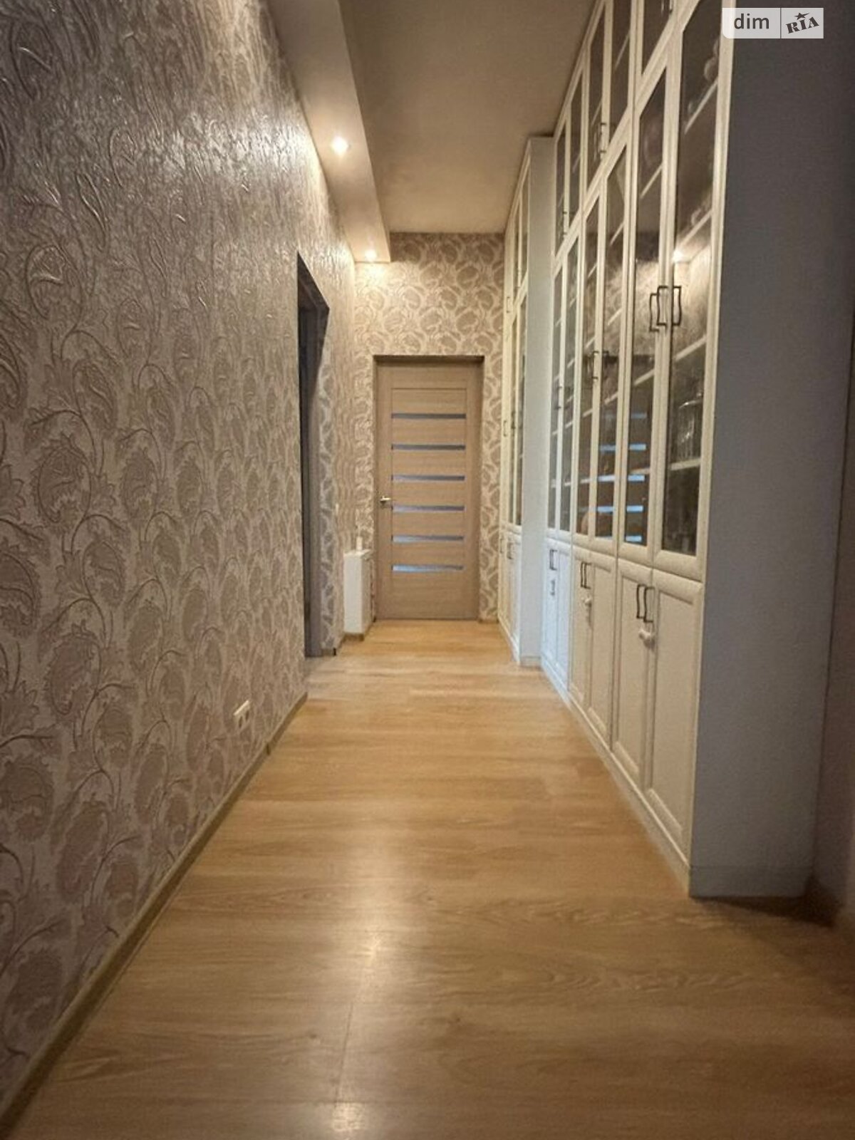 двоповерховий будинок з гаражем, 287.5 кв. м, цегла. Продаж у Білогородці фото 1 двоповерховий будинок з гаражем, 287.5 кв. м, цегла. Продаж у Білогородці фото 1