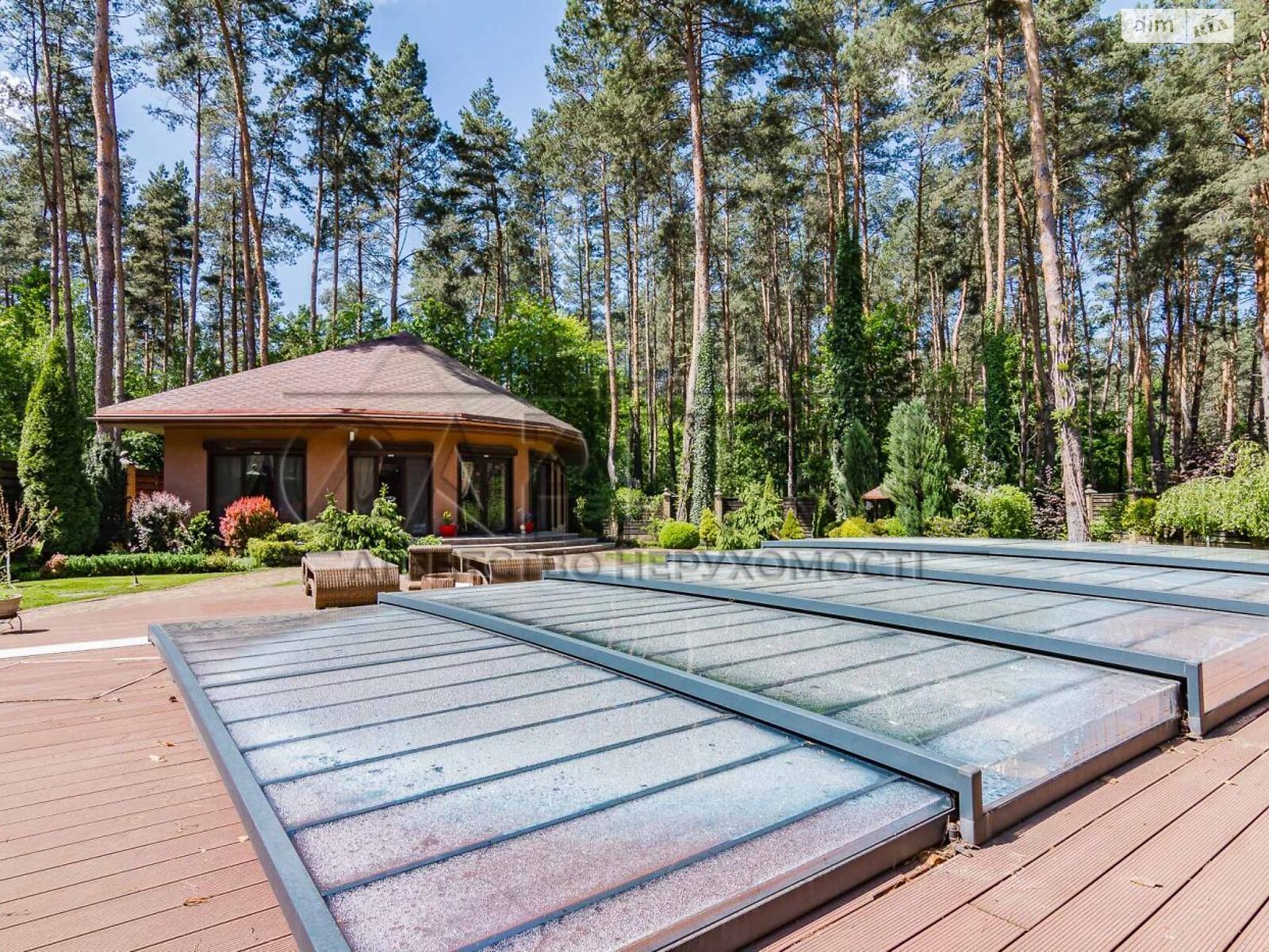 одноповерховий будинок з верандою, 400 кв. м, цегла. Продаж у Білогородці фото 1 одноповерховий будинок з верандою, 400 кв. м, цегла. Продаж у Білогородці фото 1