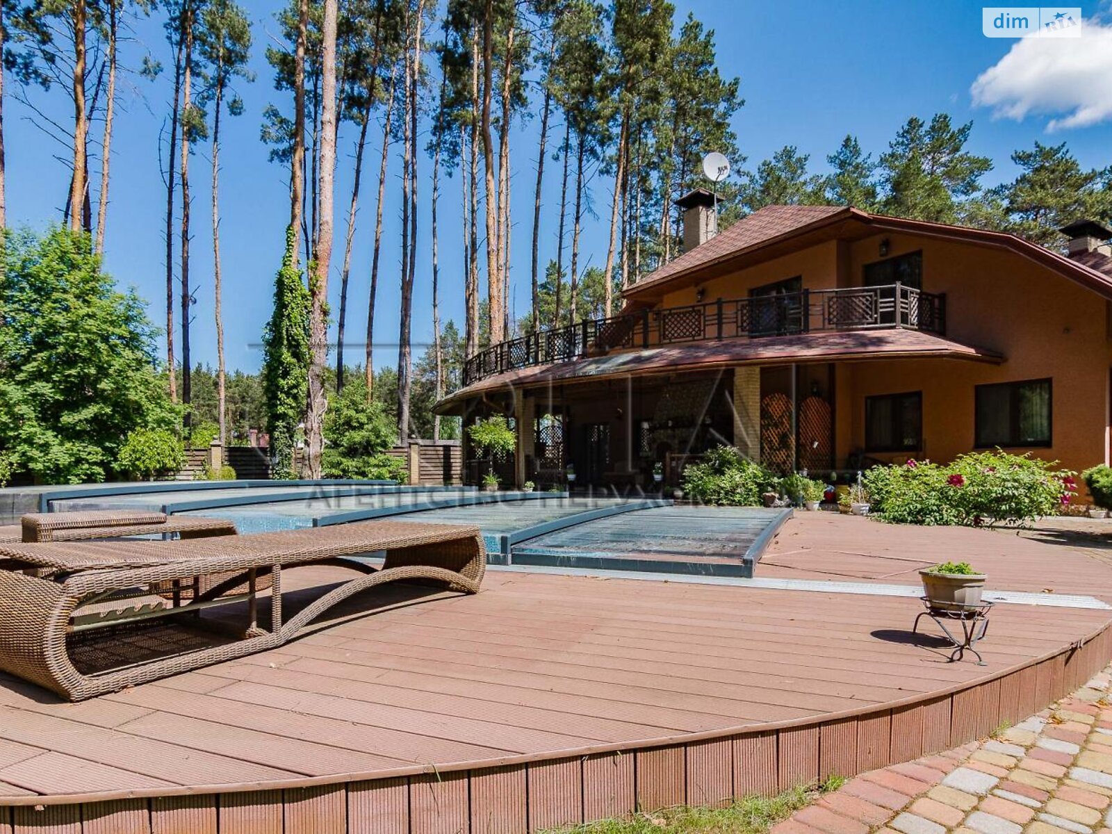 одноповерховий будинок з верандою, 400 кв. м, цегла. Продаж у Білогородці фото 1 одноповерховий будинок з верандою, 400 кв. м, цегла. Продаж у Білогородці фото 1