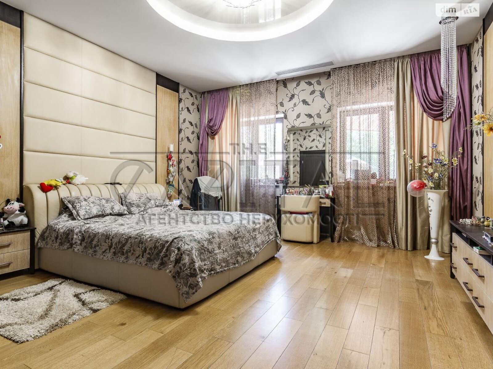 одноповерховий будинок з верандою, 400 кв. м, цегла. Продаж у Білогородці фото 1 одноповерховий будинок з верандою, 400 кв. м, цегла. Продаж у Білогородці фото 1