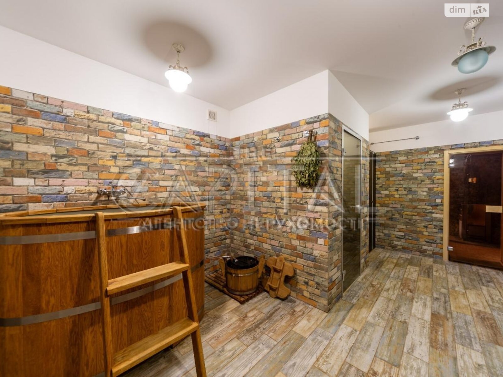 двоповерховий будинок, 401 кв. м, цегла. Продаж у Білогородці фото 1 двоповерховий будинок, 401 кв. м, цегла. Продаж у Білогородці фото 1