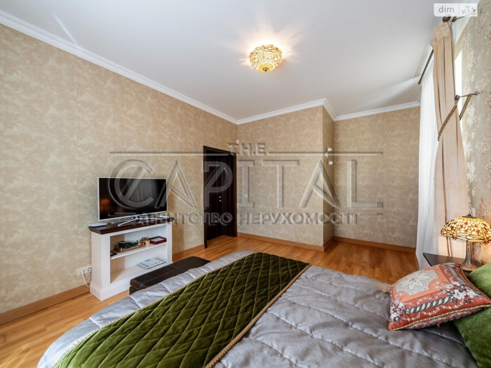 двухэтажный дом с гаражом, 229.4 кв. м, кирпич. Продажа в Белогородке фото 1 двухэтажный дом с гаражом, 229.4 кв. м, кирпич. Продажа в Белогородке фото 1