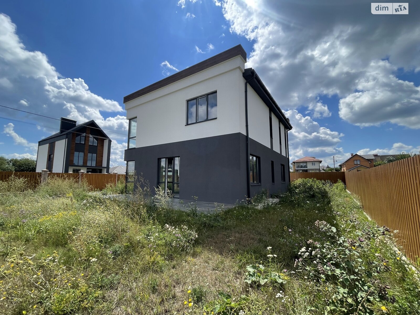 двухэтажный дом, 180 кв. м, кирпич. Продажа в Белогородке фото 1 двухэтажный дом, 180 кв. м, кирпич. Продажа в Белогородке фото 1