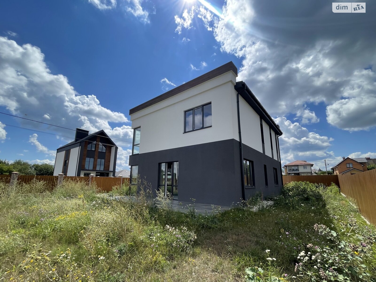двухэтажный дом, 180 кв. м, кирпич. Продажа в Белогородке фото 1 двухэтажный дом, 180 кв. м, кирпич. Продажа в Белогородке фото 1